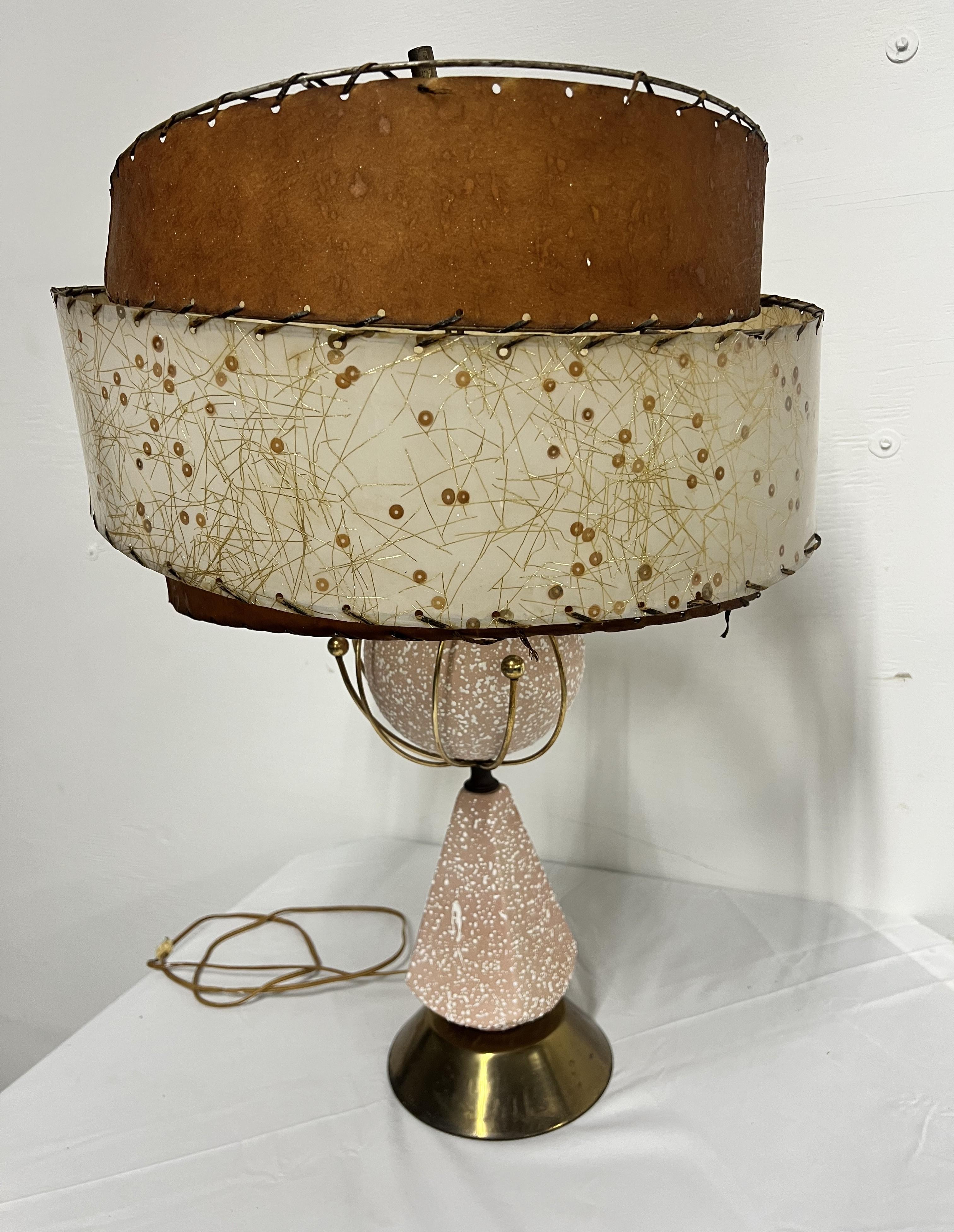 Vintage 1950s Atomic Ceramic Lamp with Fiberglass Shade In Good Condition In Red Lion, PA