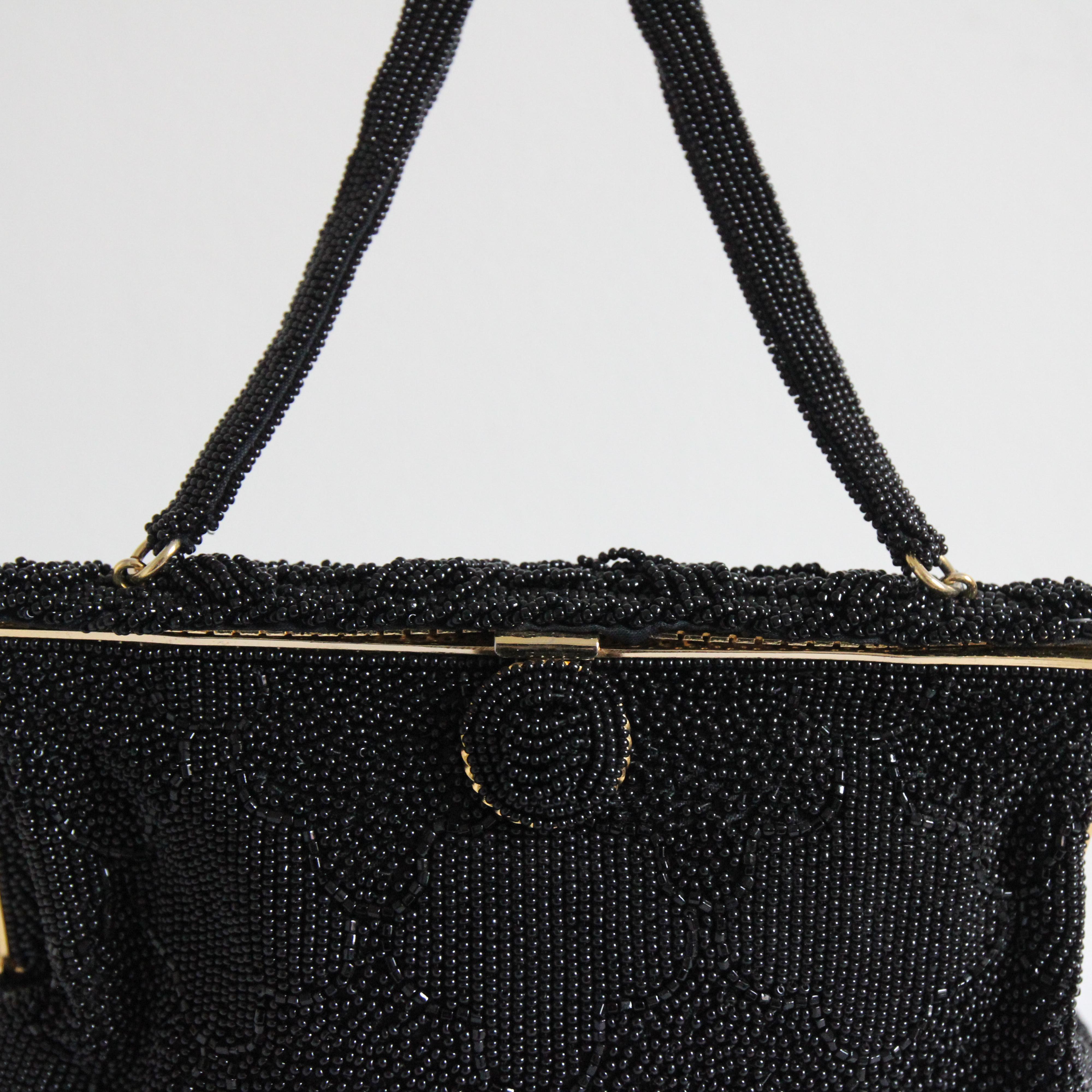 Vintage 1950's Beaded Evening Bag 1950's Black Micro Beaded Cocktail Bag In Good Condition For Sale In Cheltenham, GB