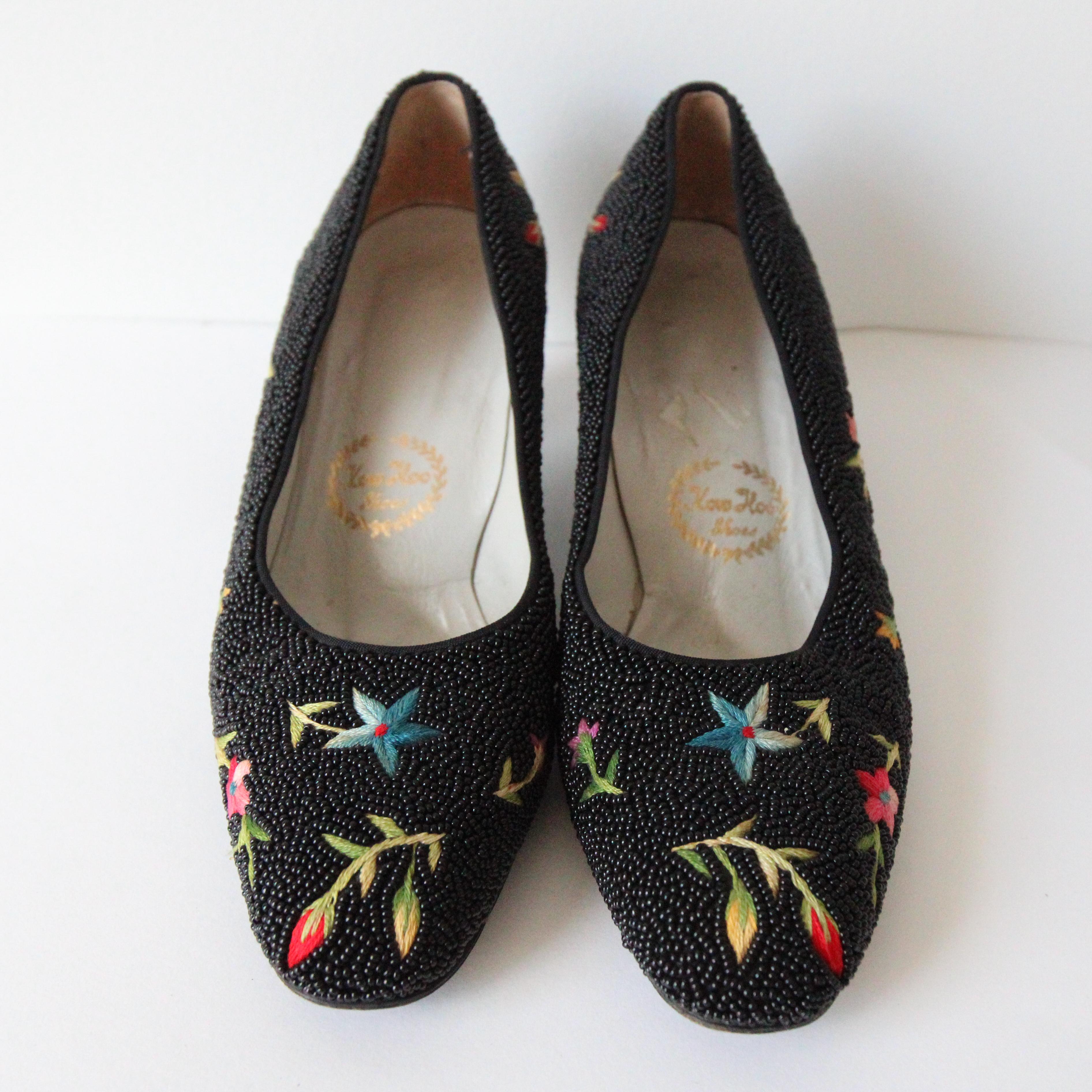 Vintage 1950's black beaded and embroidered heels floral shoes UK 4 US 6 EU 36 For Sale 3