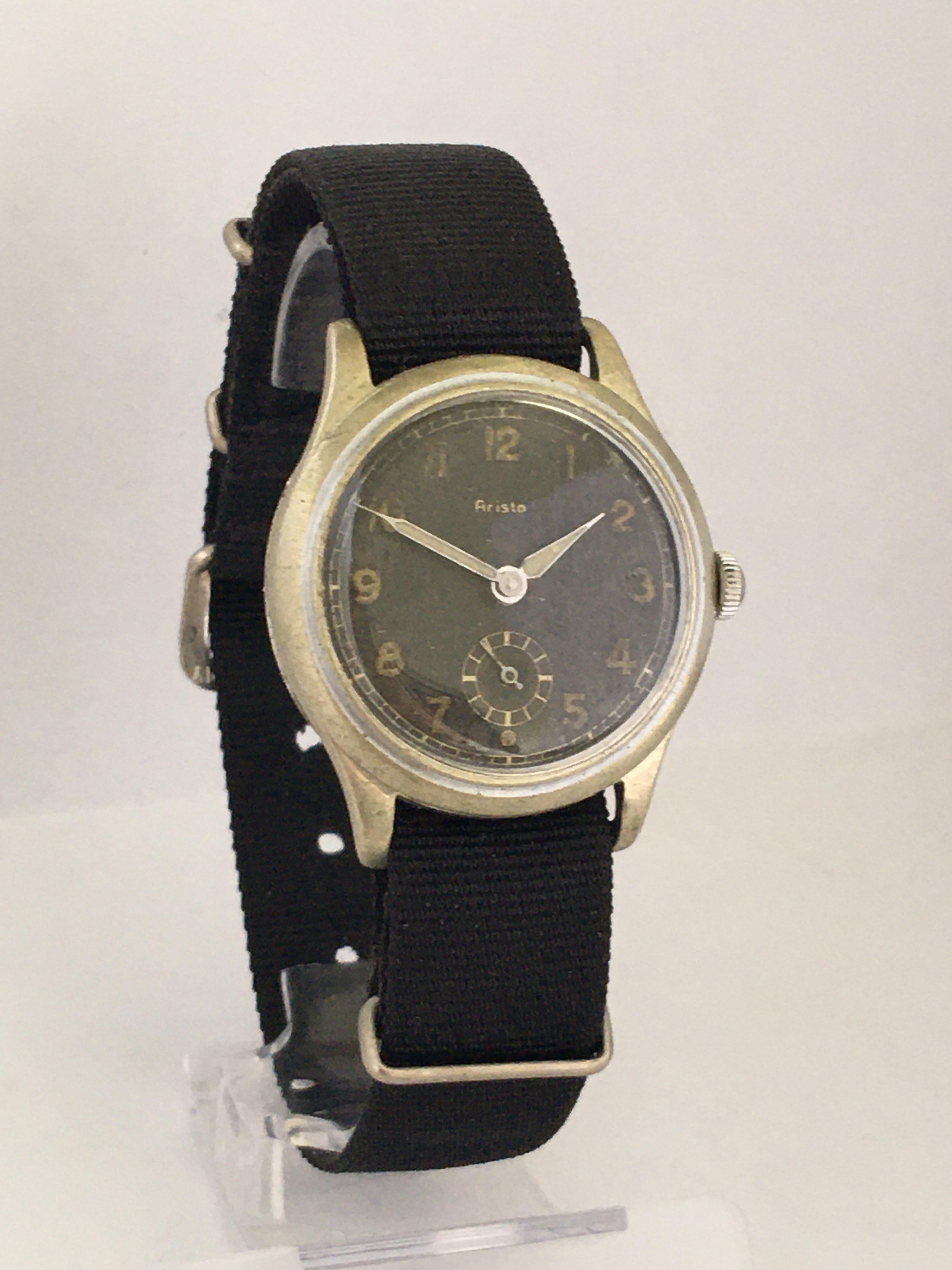 Vintage 1950s Black Dial Watch For Sale 9