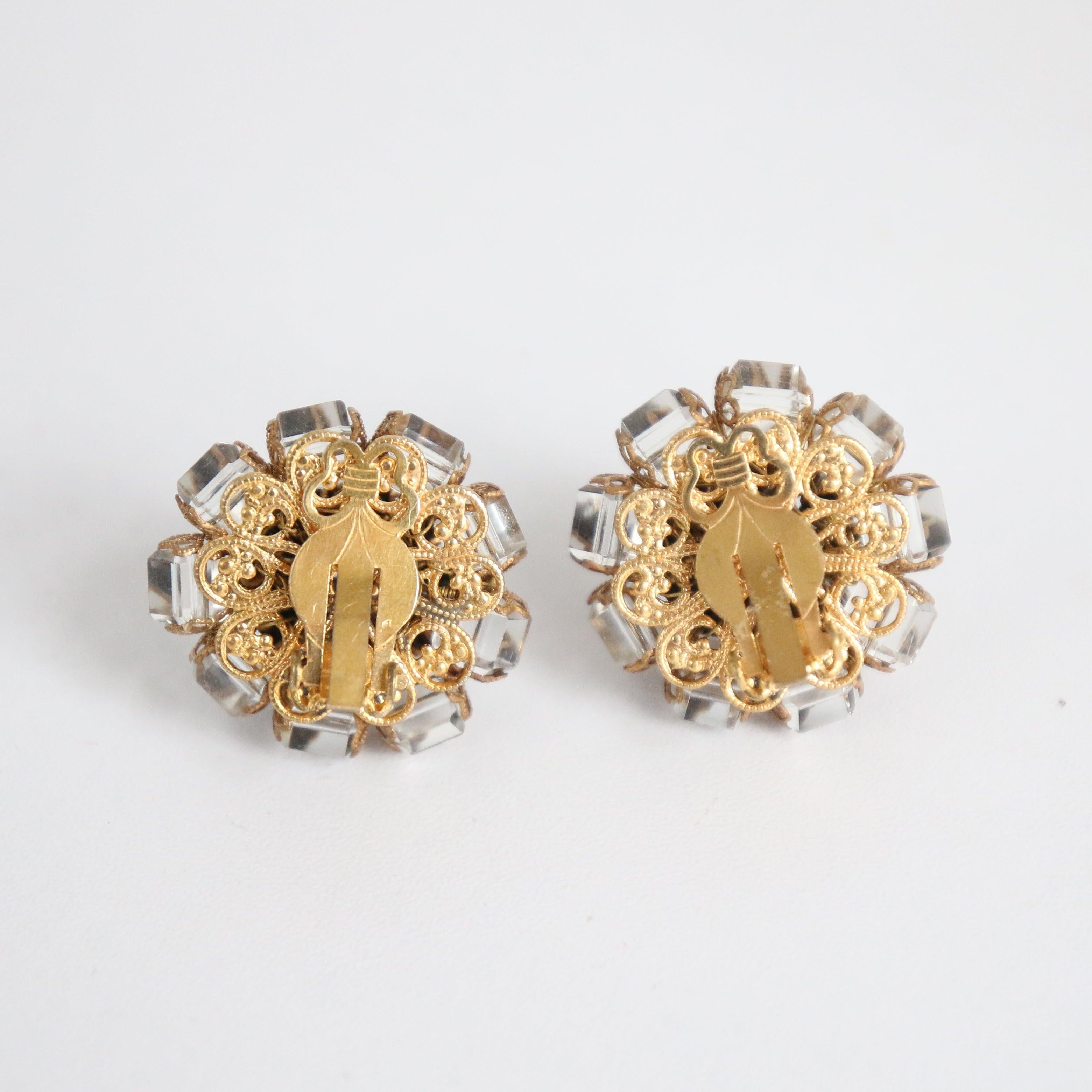 Vintage 1950's Schwarz Glas Strass Gold Filigran Clip auf Ohrringe Schmuck für Damen oder Herren im Angebot