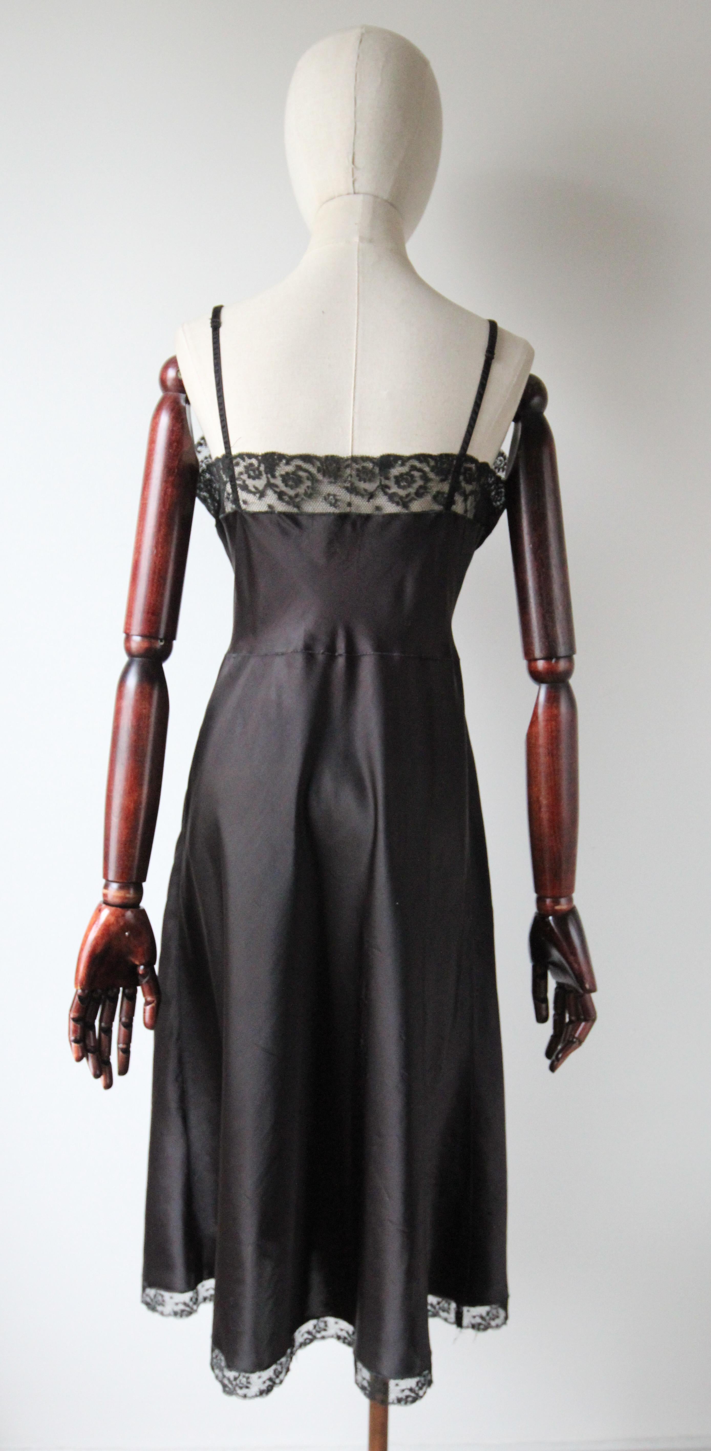Vintage 1950's black nylon satin dress slip 1950's lace satin slip UK 10-12 US 6 For Sale 3