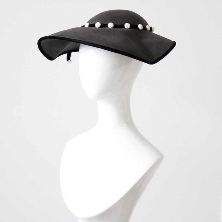 Vintage Black Straw Wide-Brim Hat with Floral Trim “picture hat” 1940’s/1950’s 1940s Black Straw Picture Hat | Vintage Wide Brim Daisy Hat  main image 4