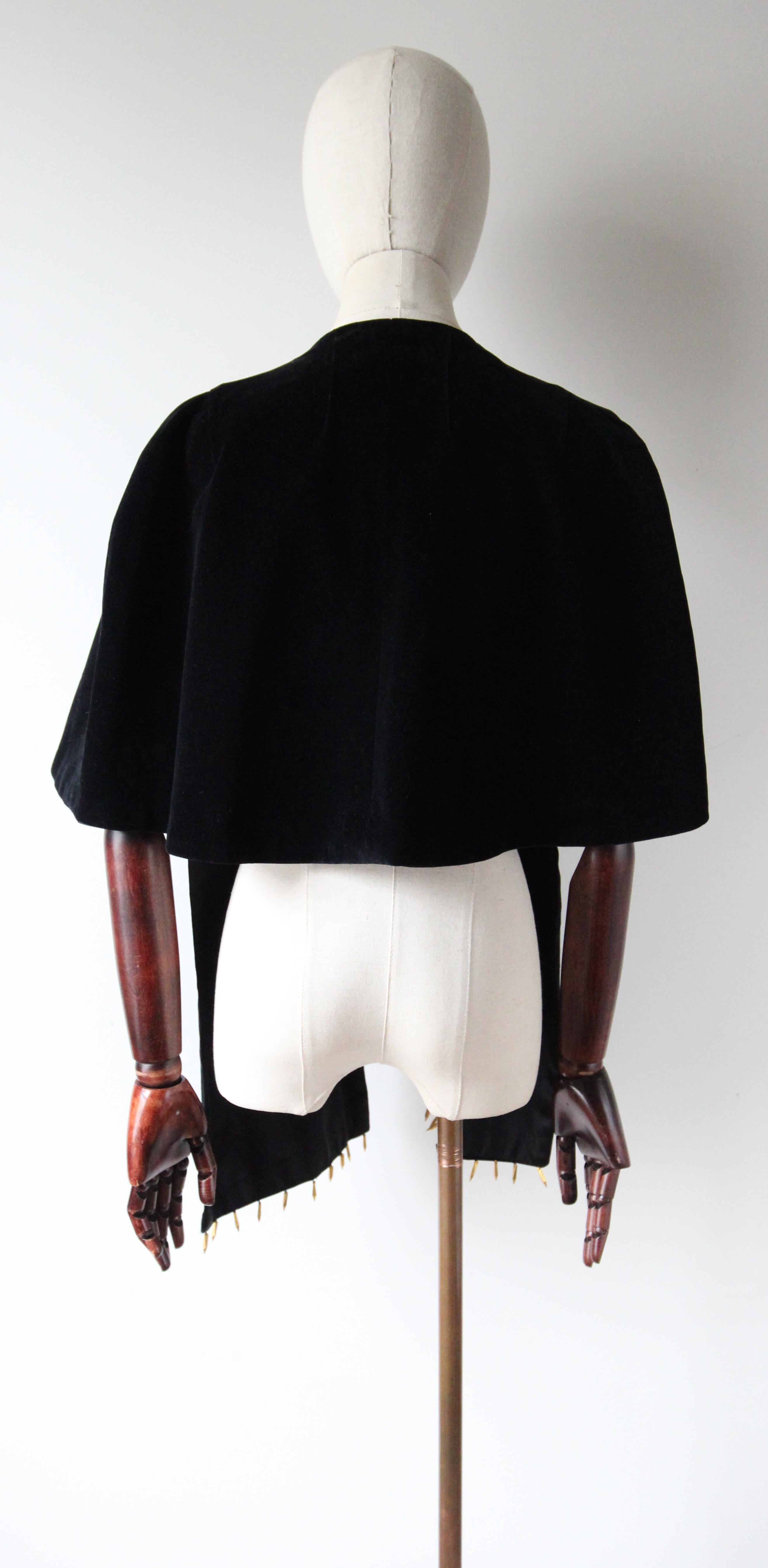 Vintage 1950's Black Velvet Beaded Shawl 1950's velvet evening shawl turquoise For Sale 5