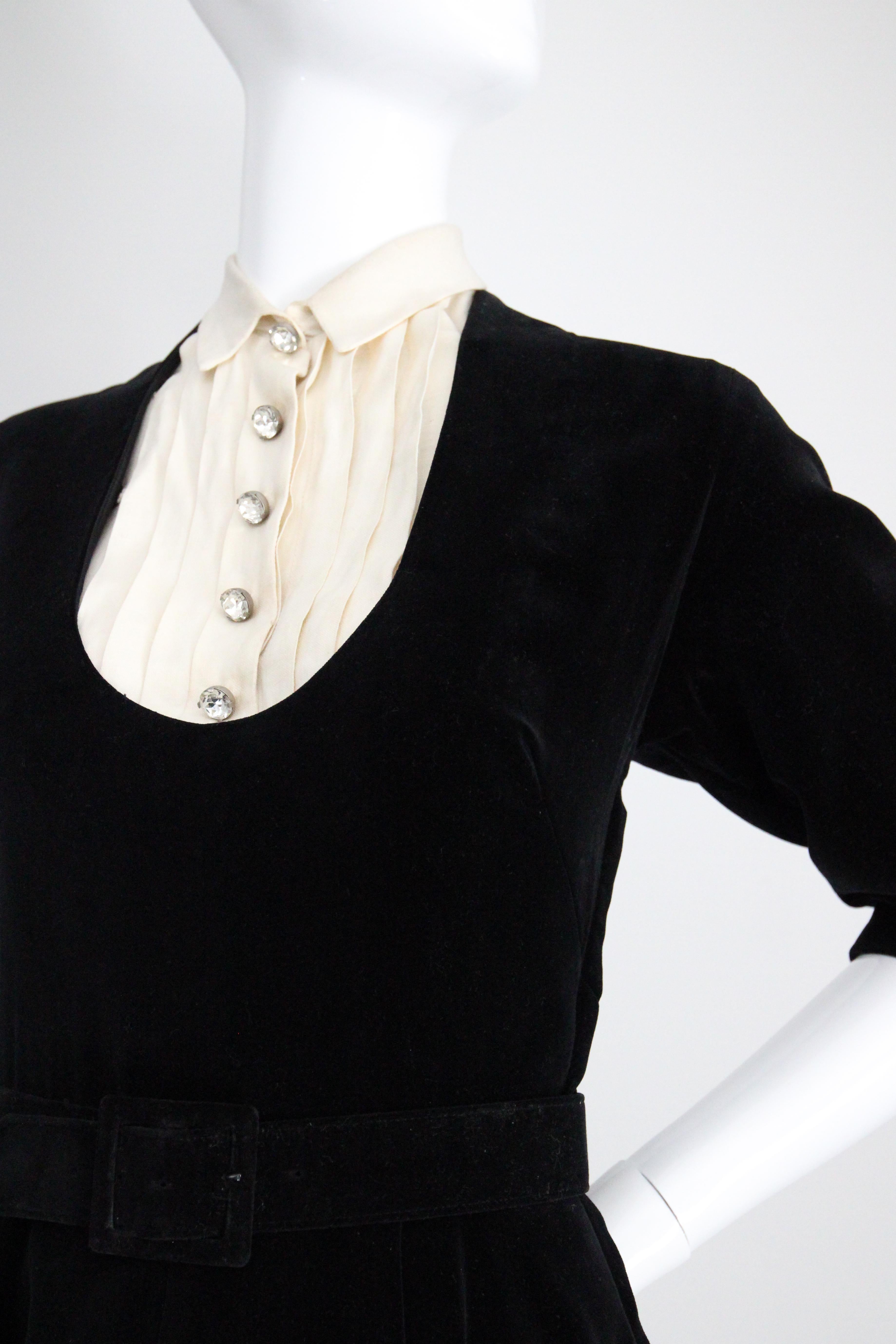 Vintage 1950's Black Velvet Fit and Flare Dress Full Circle Dress UK 8 US 4 For Sale 4