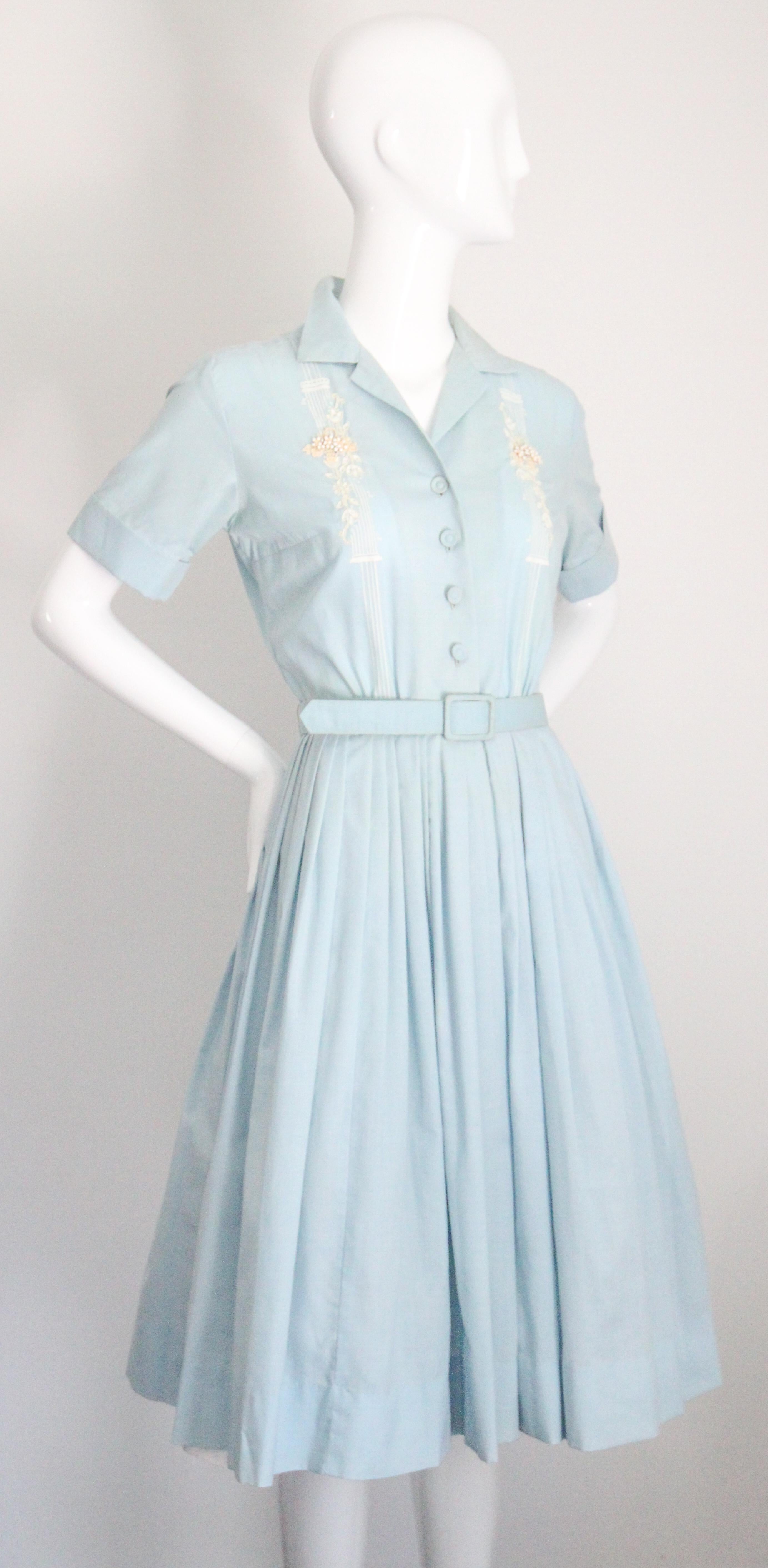 Vintage By 1950 Blue Cotton Shirt-waister Dress 1950's cotton day dress UK 8 US 4 in vendita 1