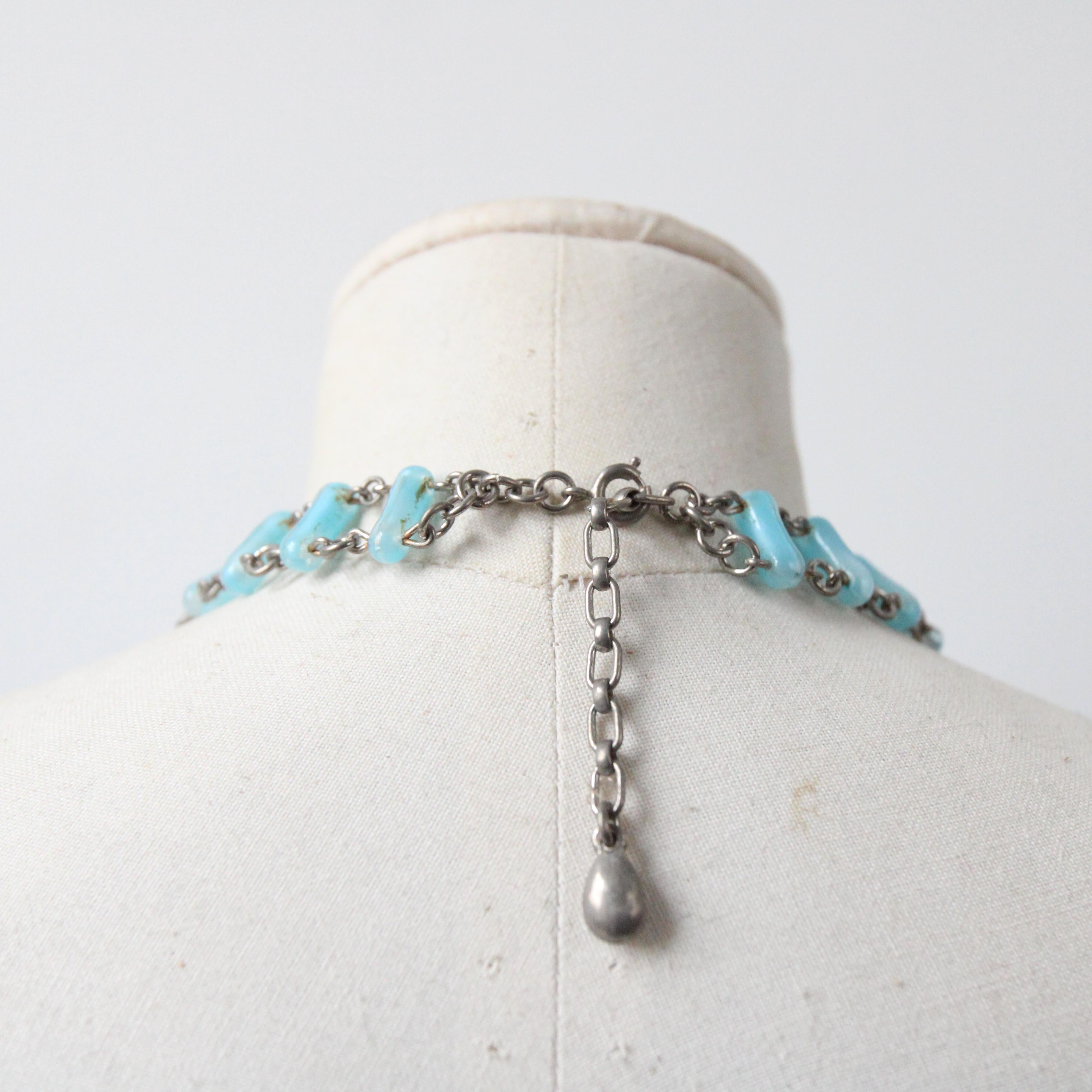 Vintage 1950s Blue Glass Statement Beaded Necklace 1950's Glass Necklace In Good Condition For Sale In Cheltenham, GB