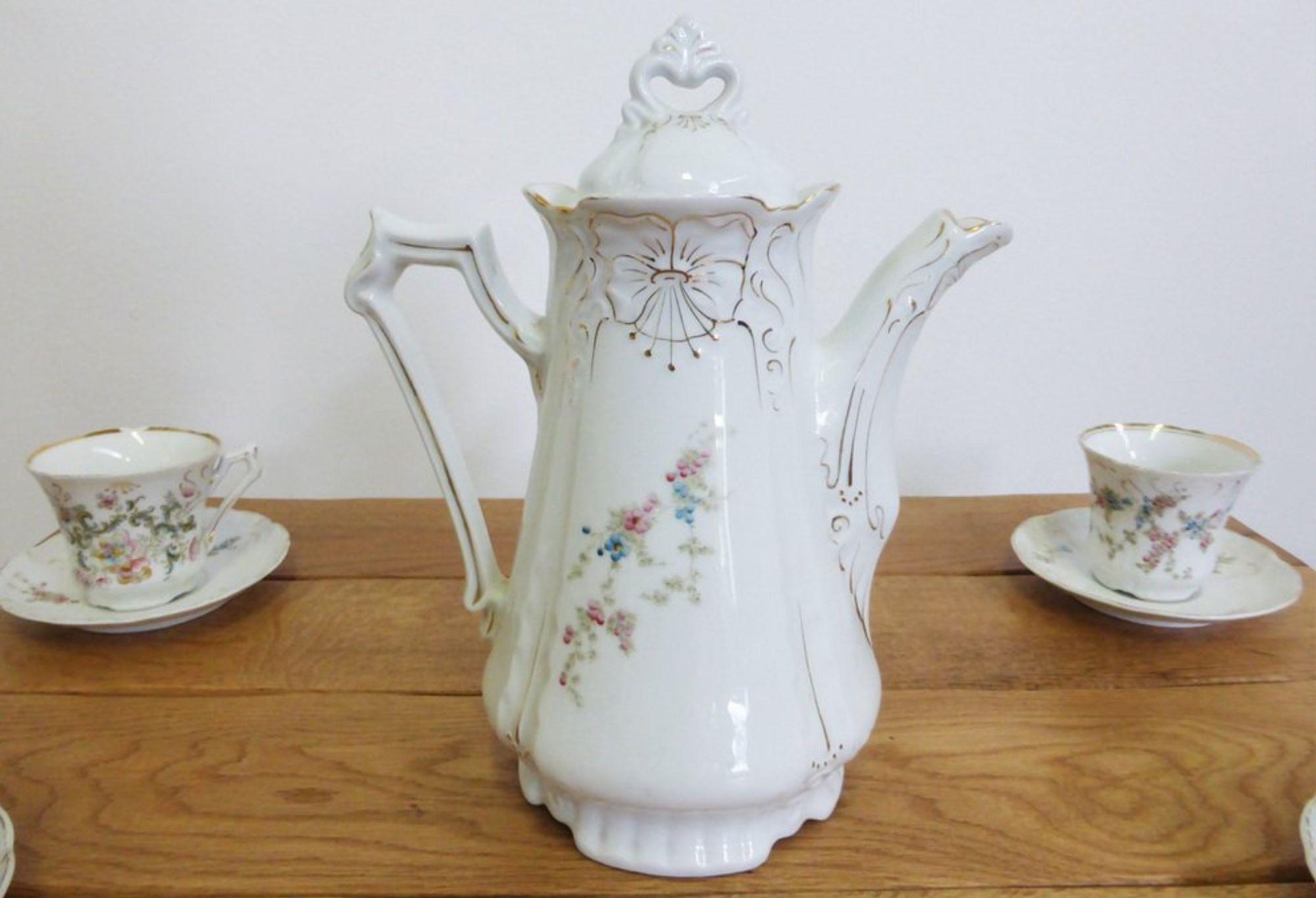 Vintage 1950s Ceramic Tea Set – Mid-Century Charm in vendita 5