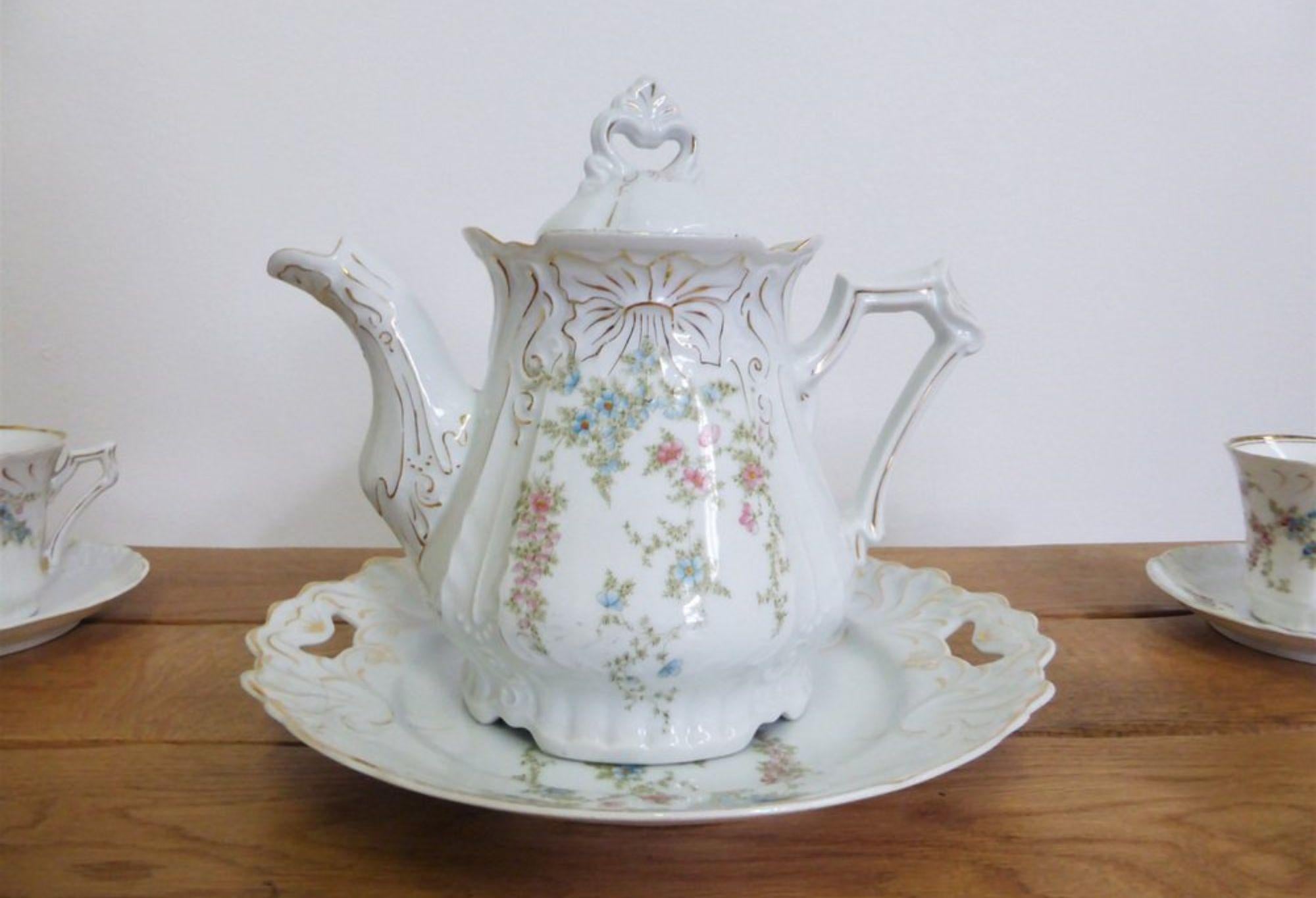 Vintage 1950s Ceramic Tea Set – Mid-Century Charm in vendita 7