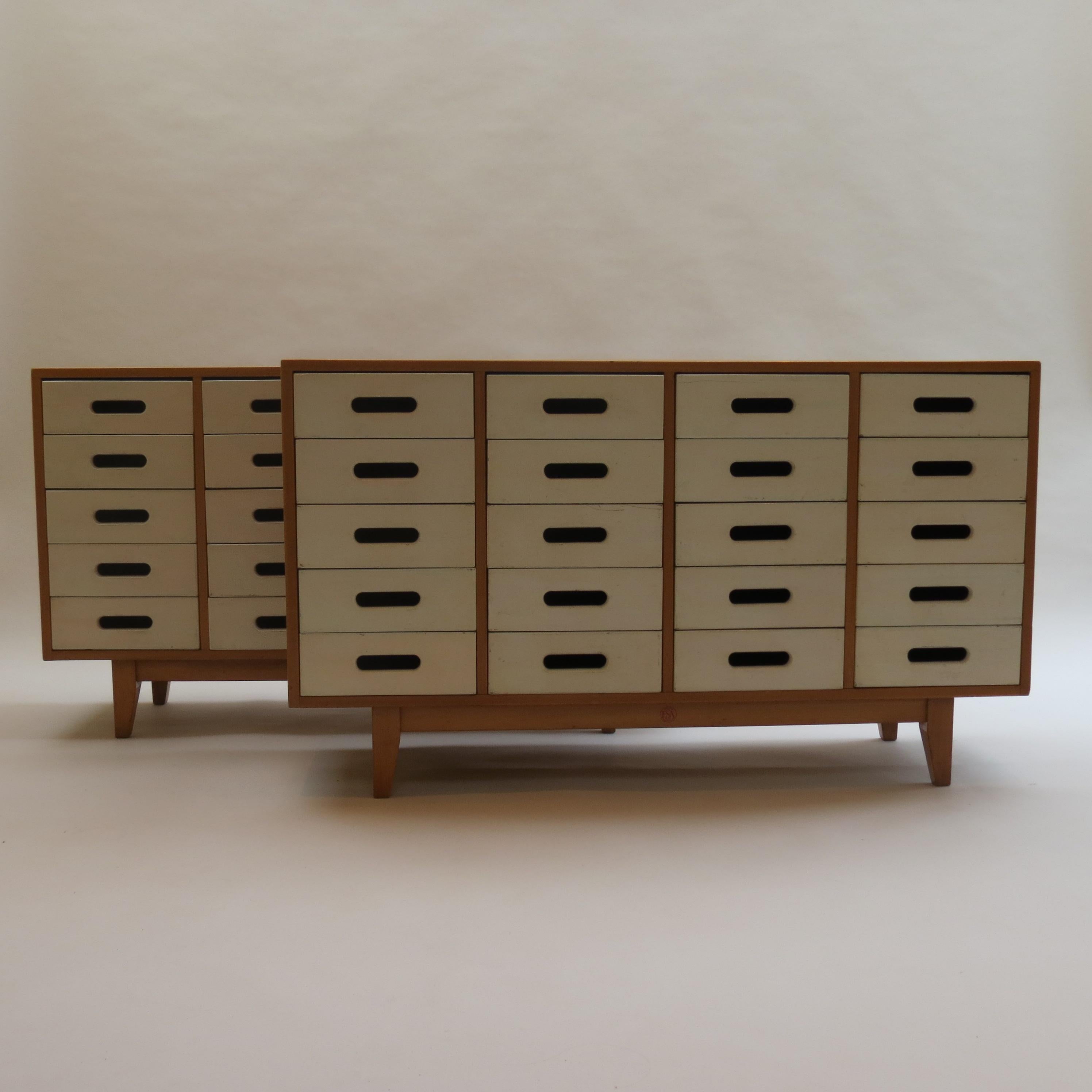 Vintage 1950s Chest of drawers by James Leonard for Esavian ESA 2 4