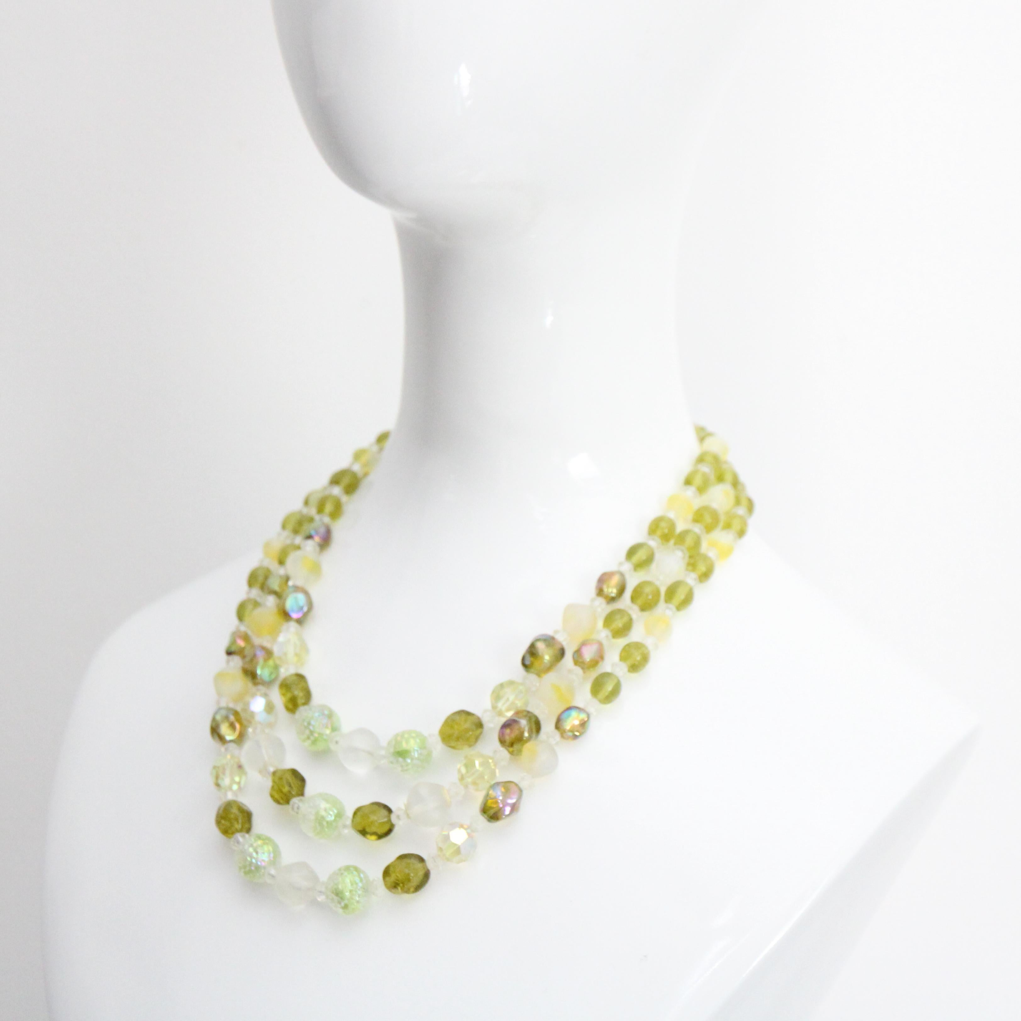 Vintage 1950's Citrus und Chartreuse mehrsträngige Glasperlenkette im Angebot 2