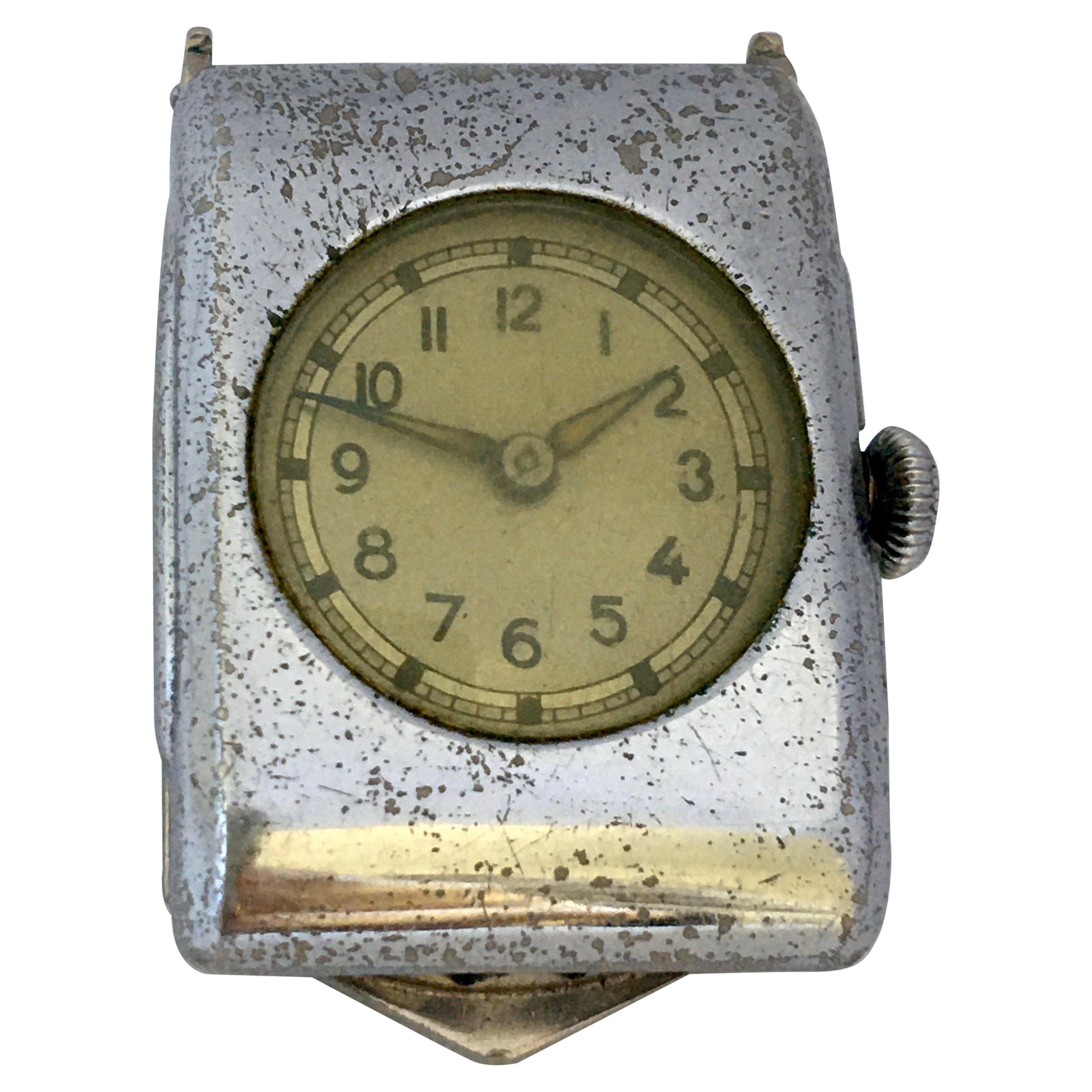 Vintage 1950s Clip-On / Brooch Mechanical Watch For Sale