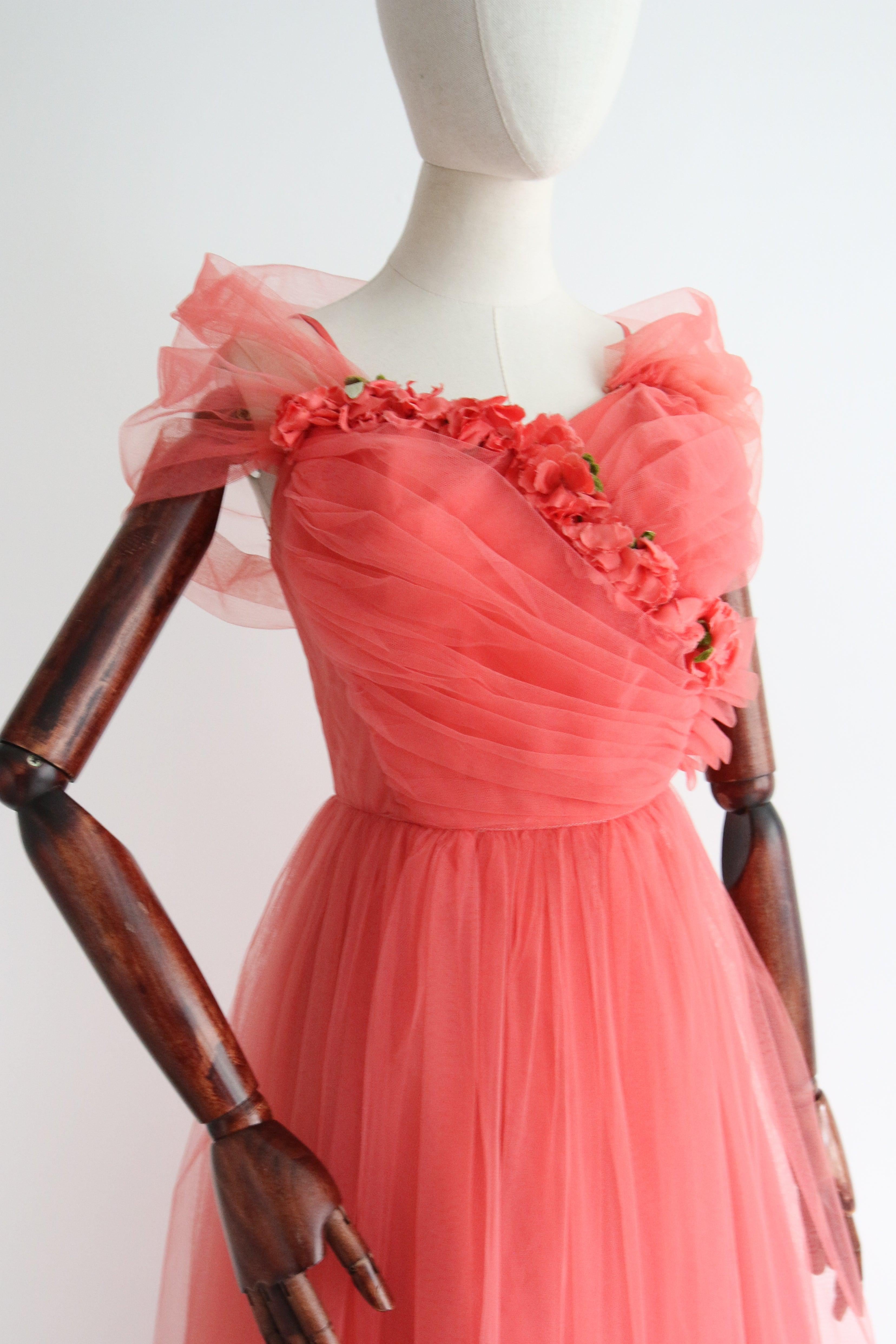 Vintage 1950's coral tulle dress 1950's layered tulle sweetheart  UK 4 US 0 For Sale 1