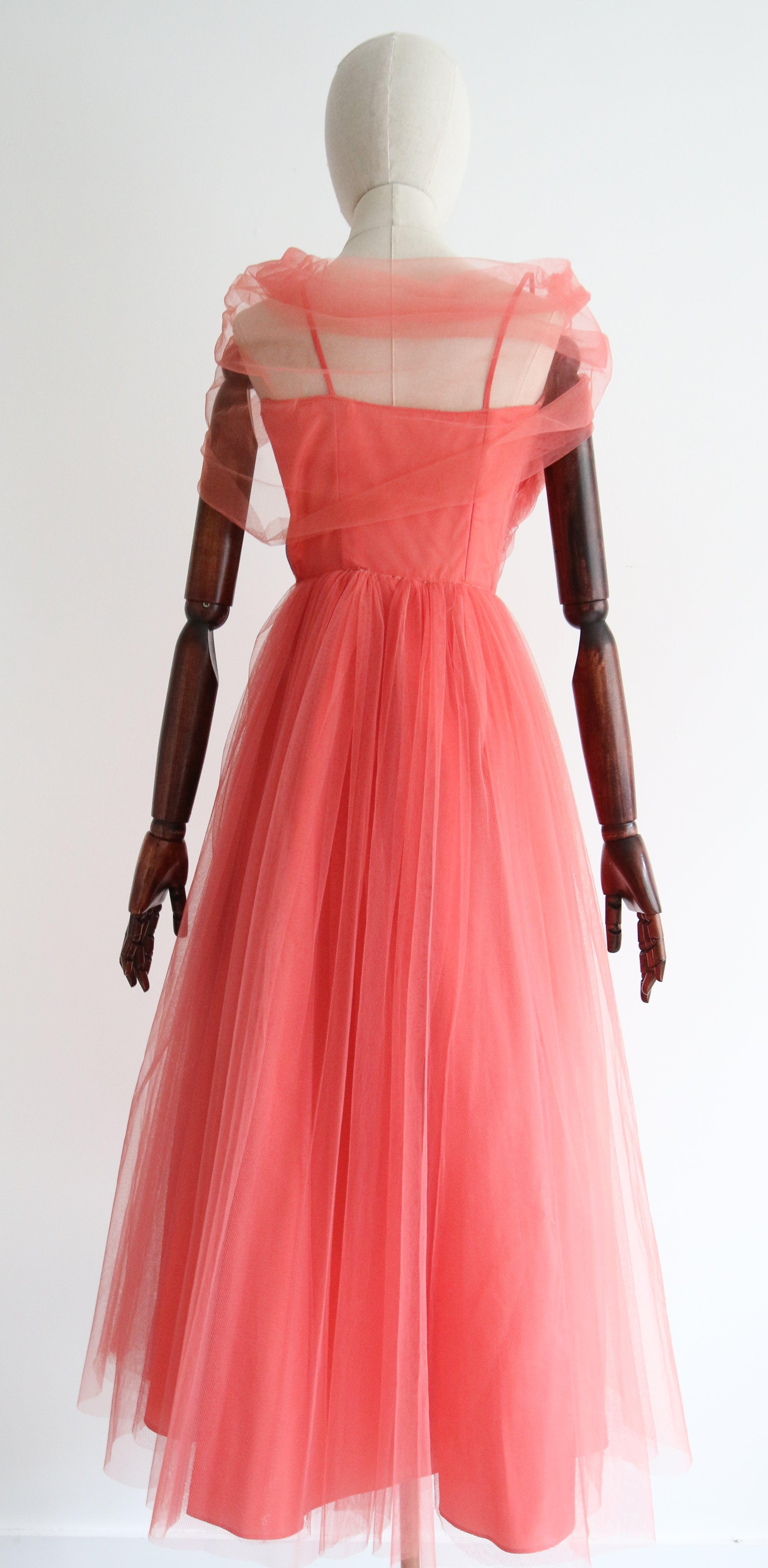 Vintage 1950's coral tulle dress 1950's layered tulle sweetheart  UK 4 US 0 For Sale 3