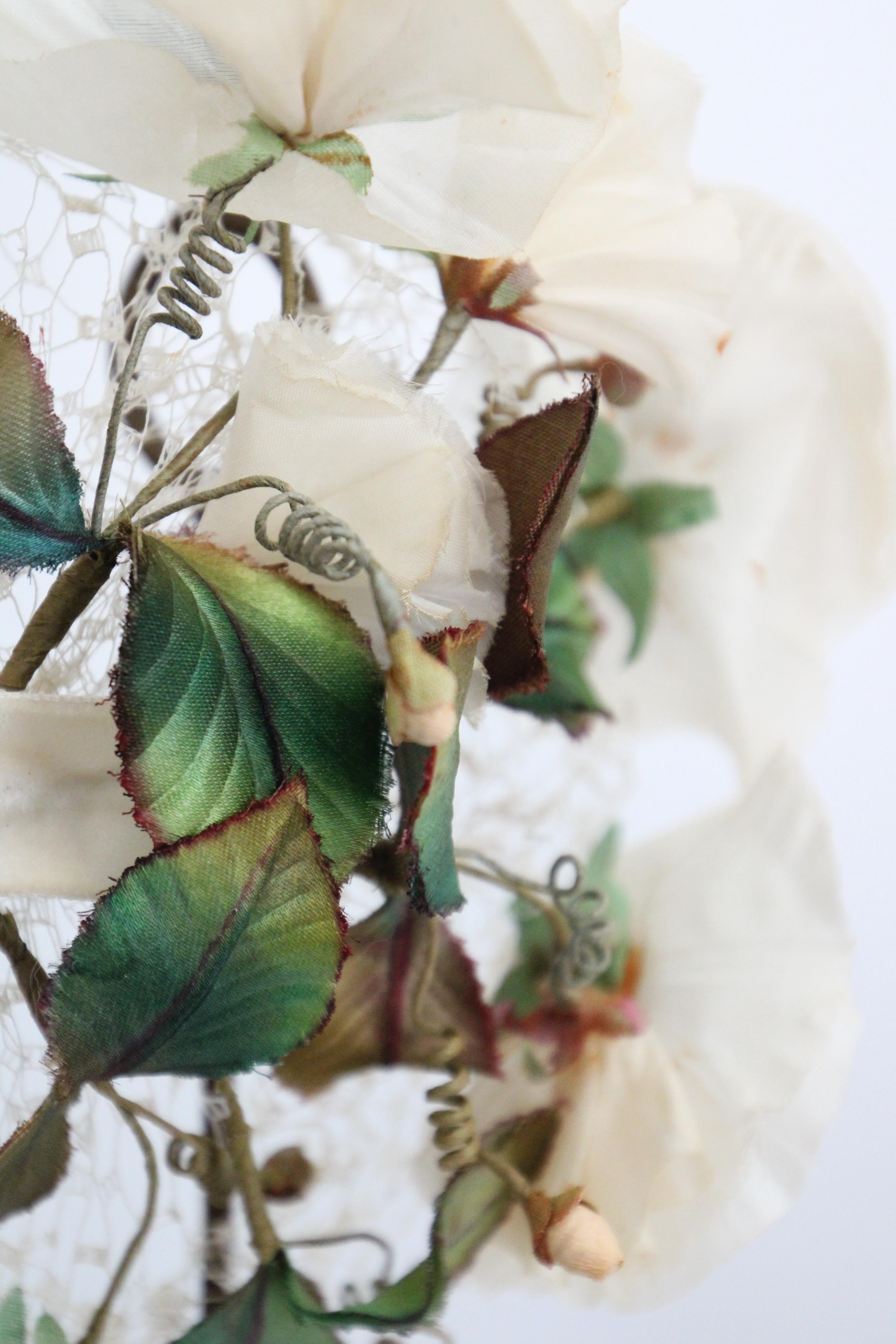 Vintage 1950's Cream Floral Anemone Hat Veil Birdcage Veil Hat 1950s millinery For Sale 5