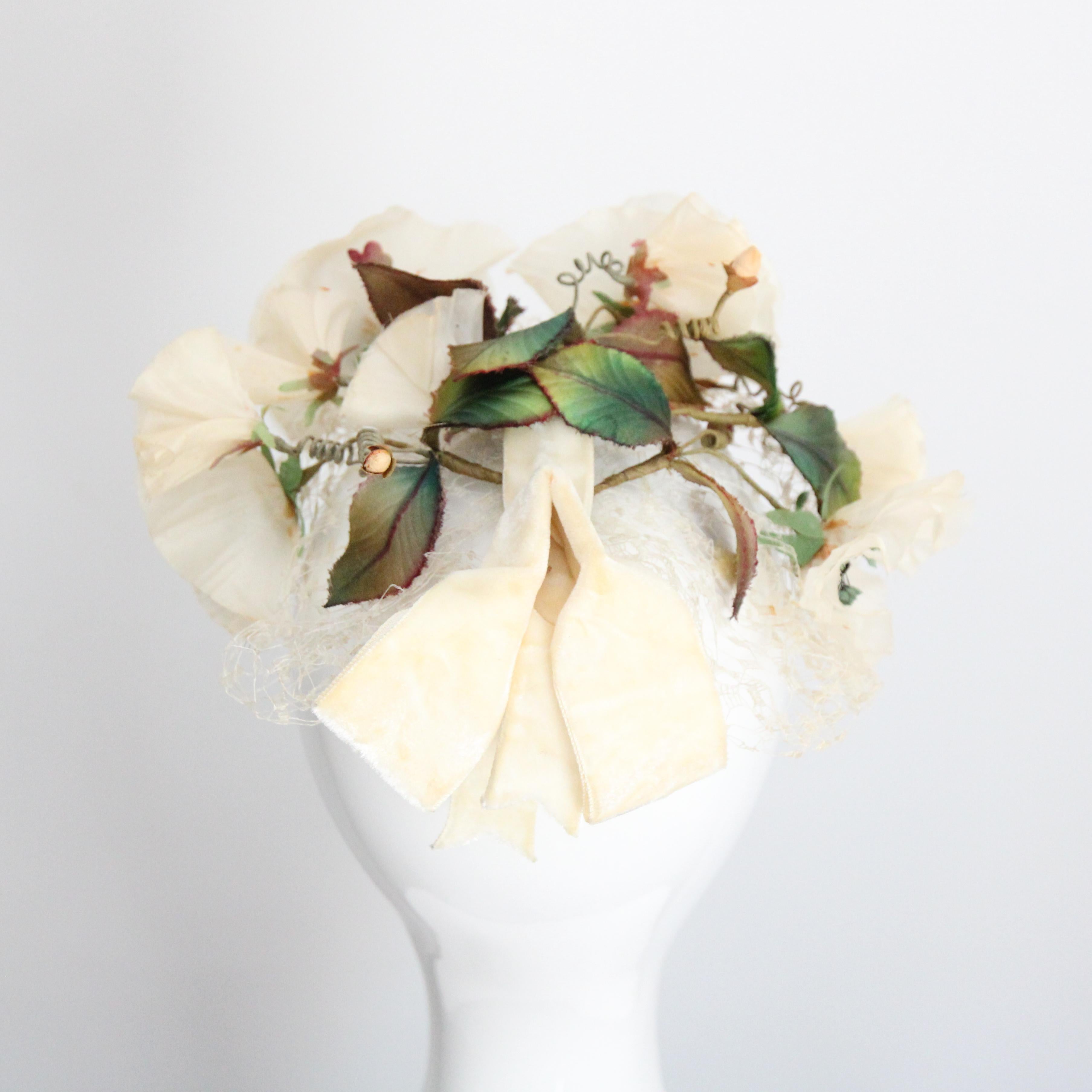 Vintage 1950's Cream Floral Anemone Hat Veil Birdcage Veil Hat 1950s millinery For Sale 3