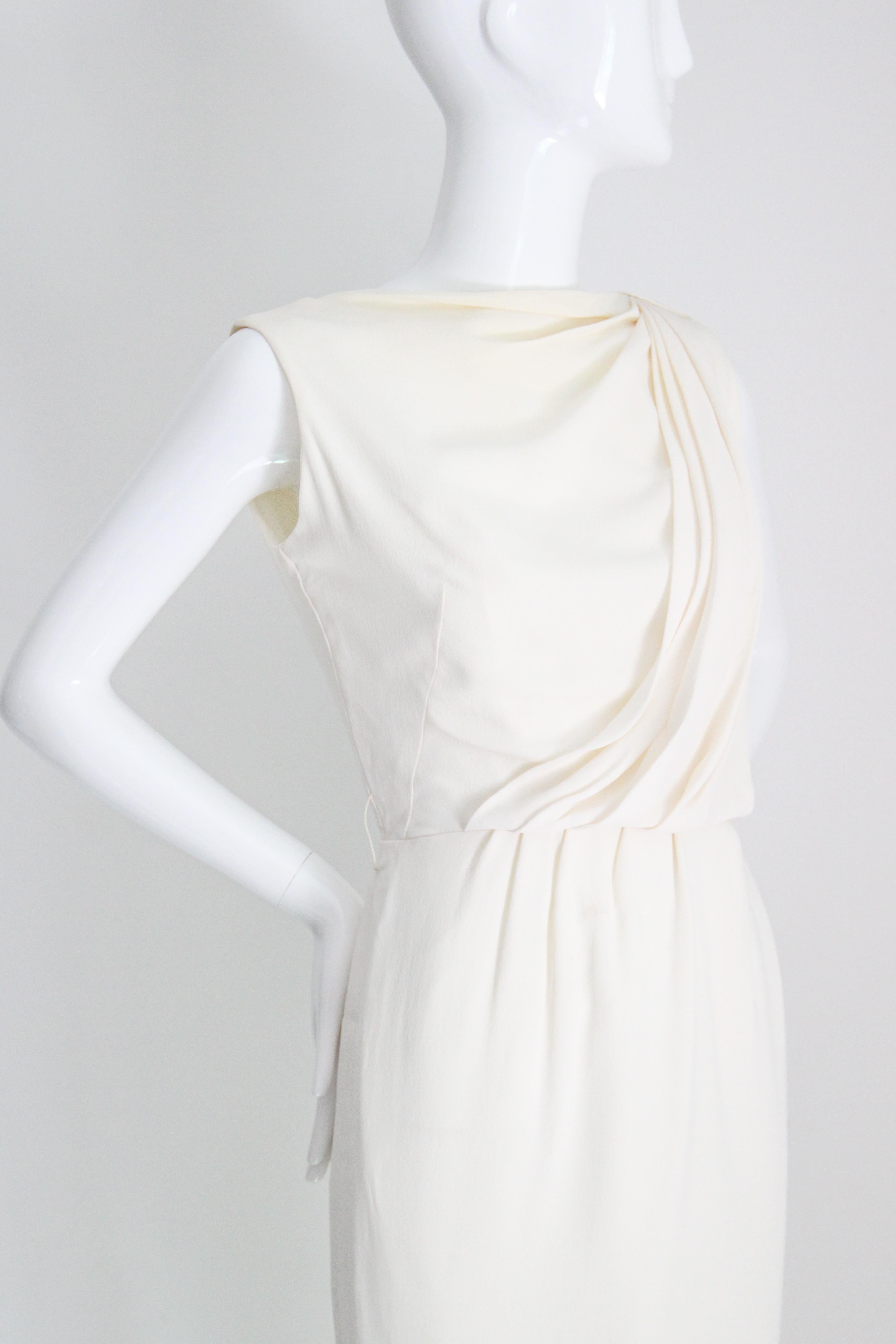 Vintage 1950's Cream Pleated and Draped Dress Fifties Wiggle Dress UK 8 US 4 Bon état - En vente à Cheltenham, GB