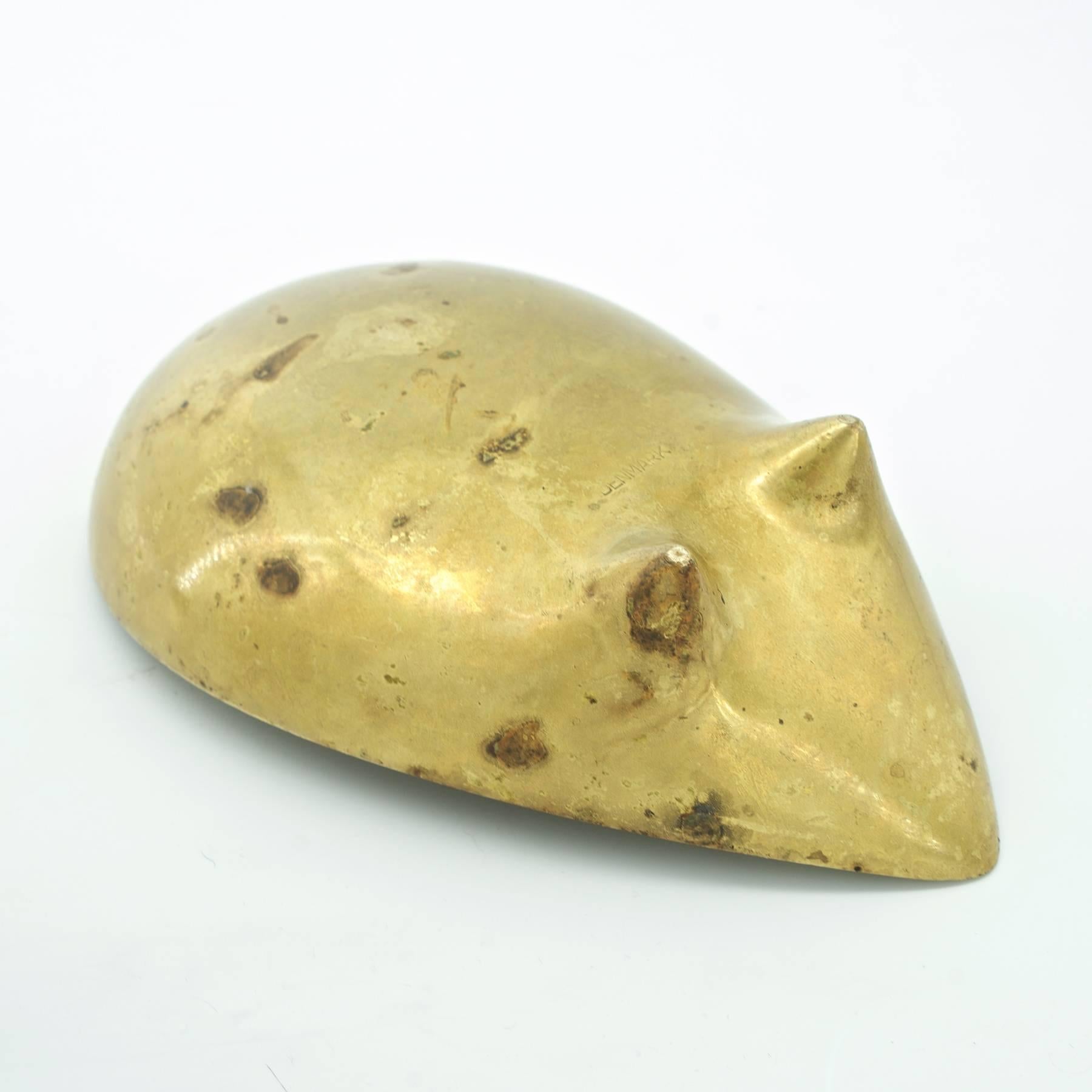 Ottone Ciotola con piedini d'epoca Illums Bolighus Danish Brass Metalworks attrd. Carl Aubock in vendita