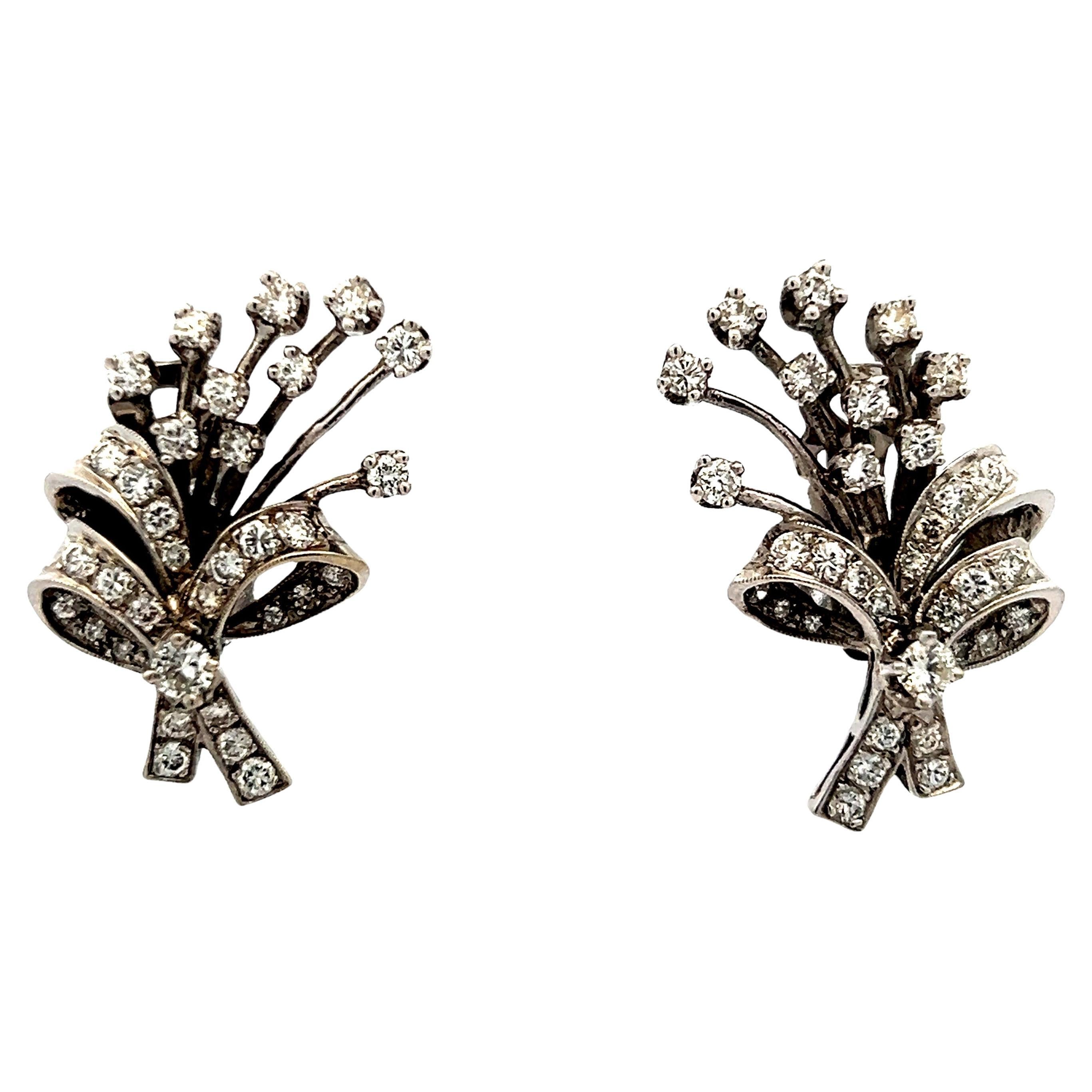 Boucles d'oreilles en or blanc 18 carats, 3 carats. en vente