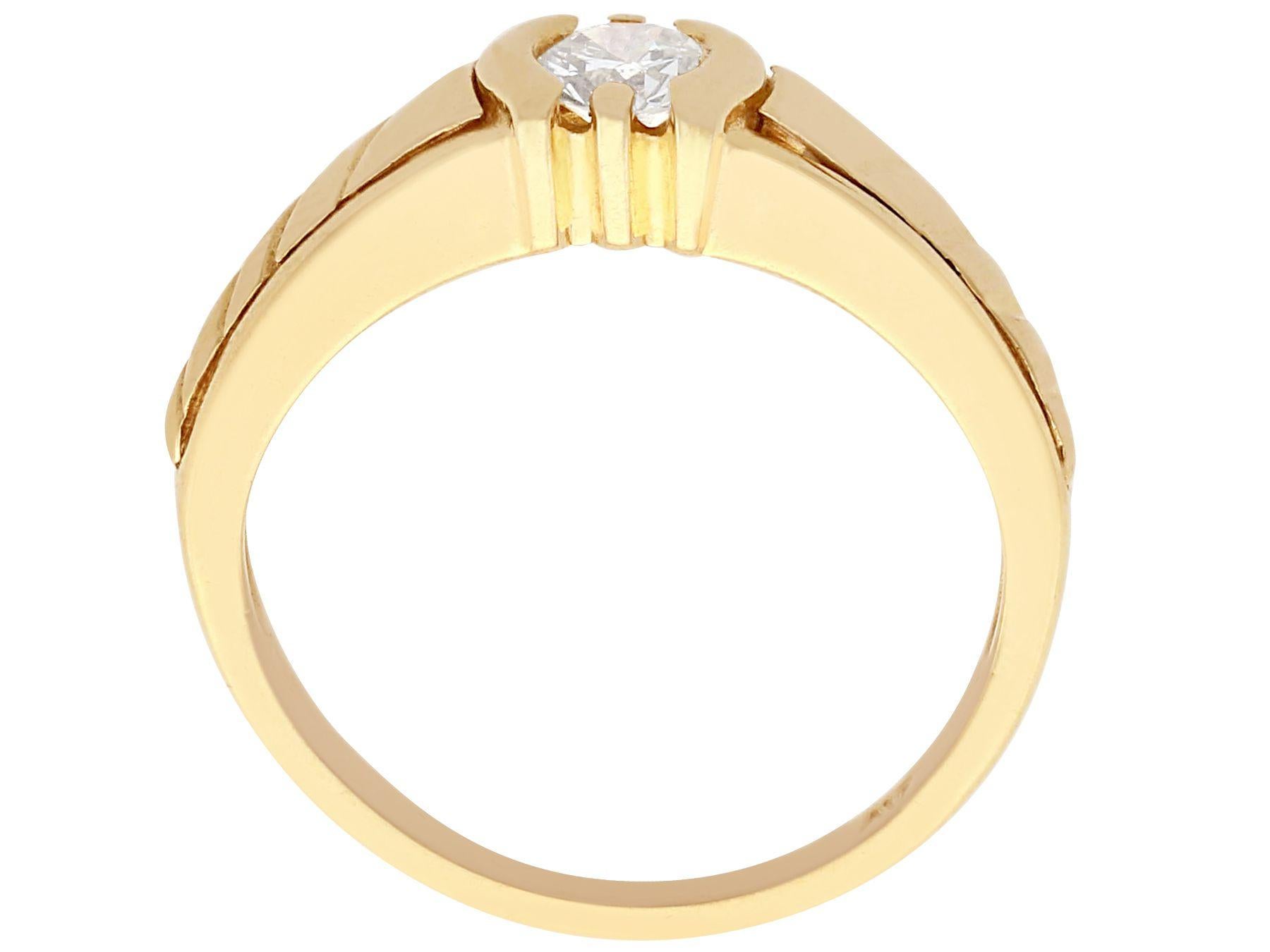 Round Cut Vintage 1950s Diamond Yellow Gold Solitaire Engagement Ring For Sale