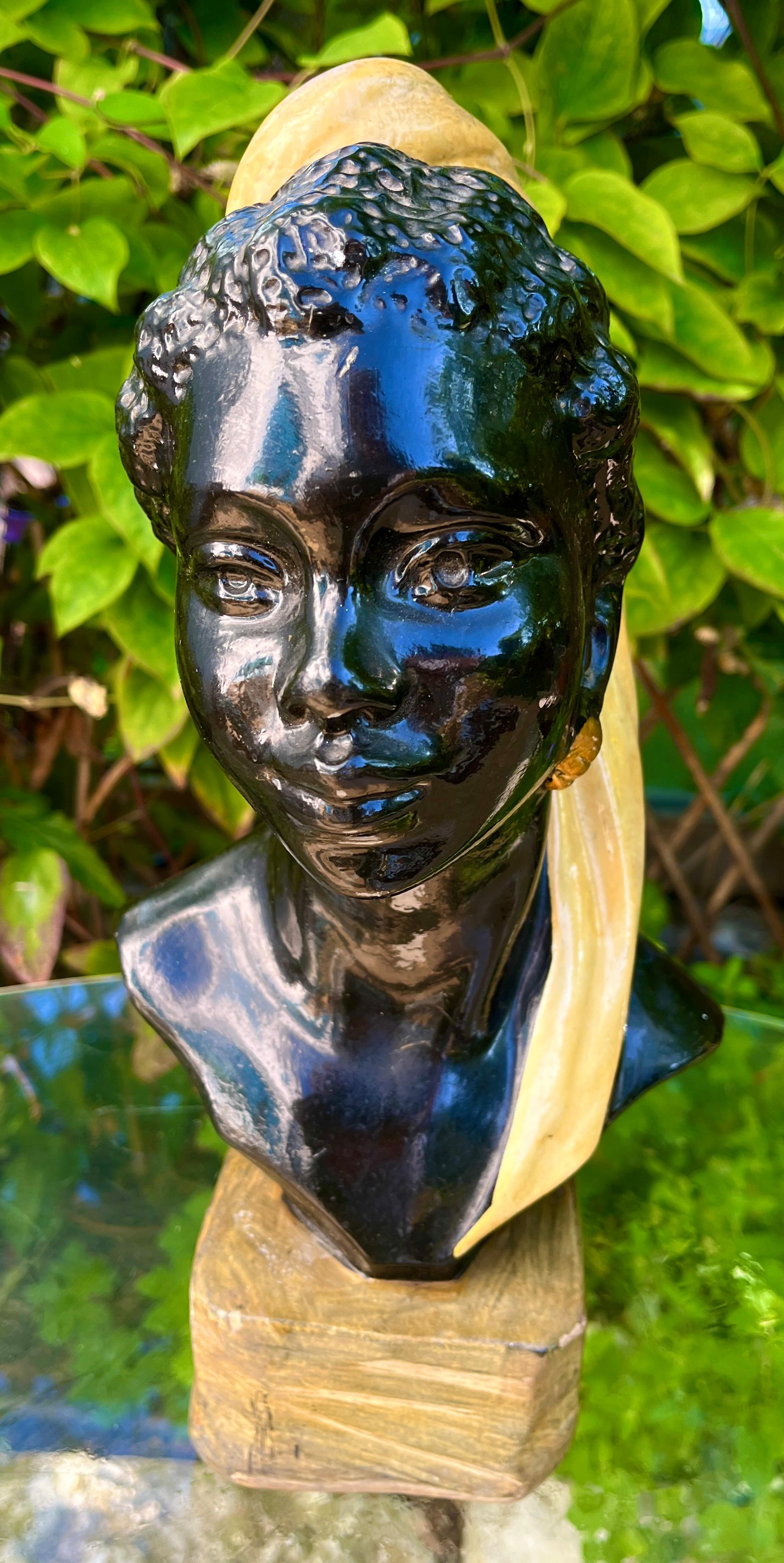 Mid-Century moderno Vintage By 1950 Duron Busto in gesso nero in vendita
