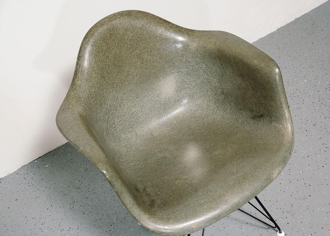 Mid-20th Century Vintage 1950s Eames DAR Shell Chair