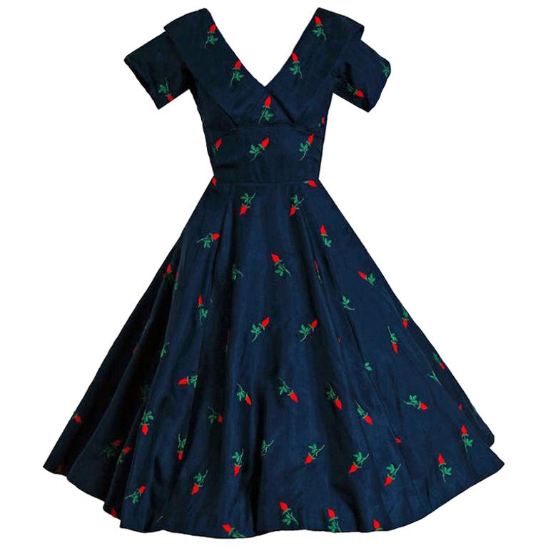 Vintage 1950's Embroidered Roses Navy Blue Silk Full Circle-Skirt New Look Dress For Sale