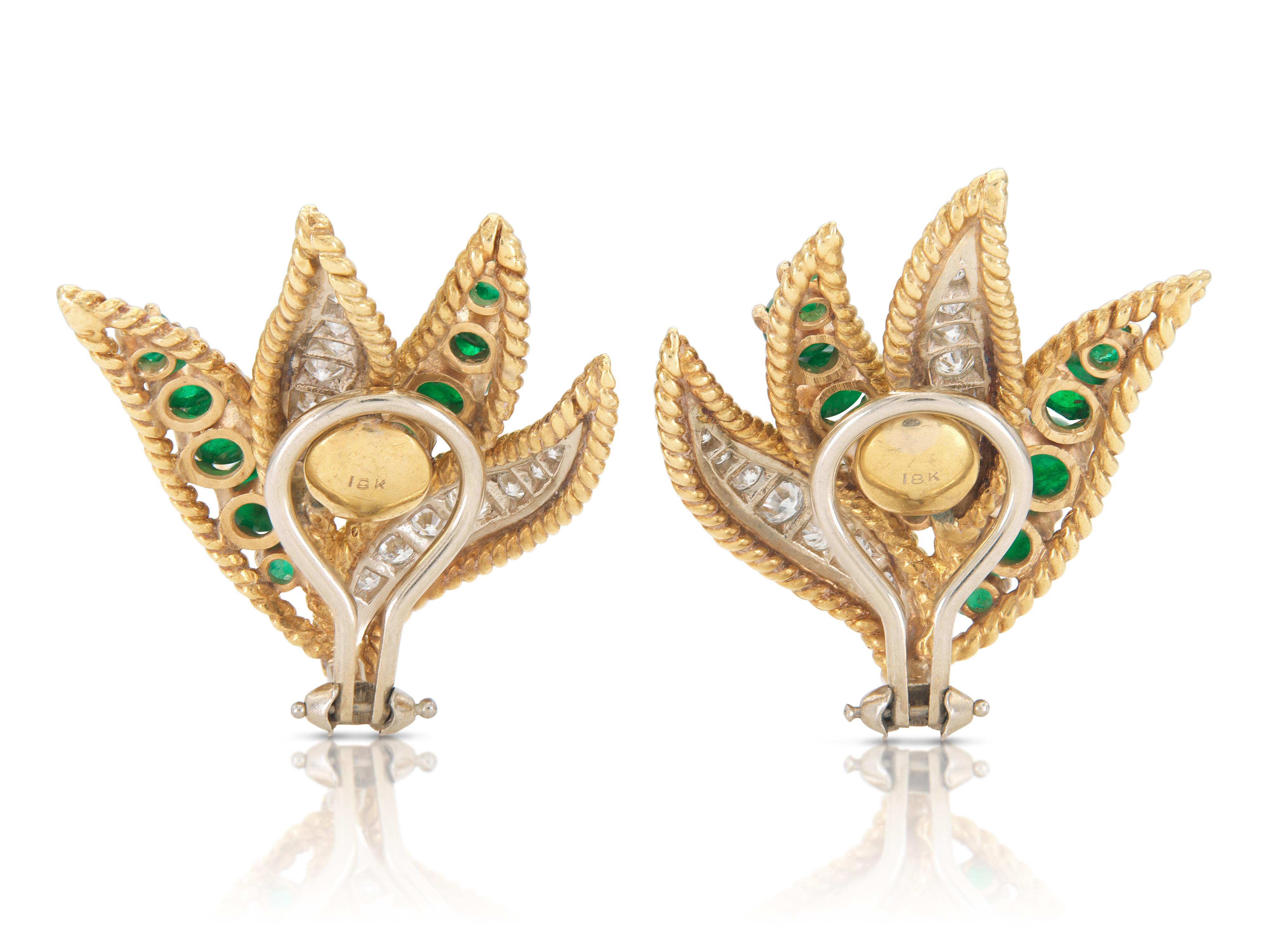 Vintage 1950s Smaragd und Diamant Blatt Ohrringe im Zustand „Gut“ im Angebot in New York, NY