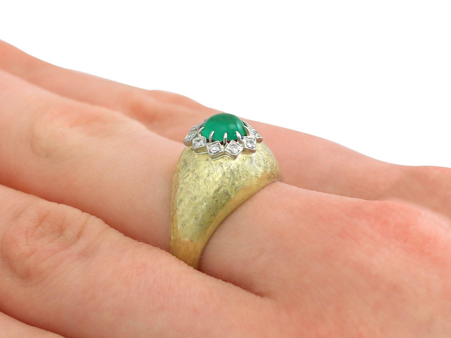 Women's or Men's Vintage 1950s Emerald Diamond Yellow Gold Cocktail Ring For Sale
