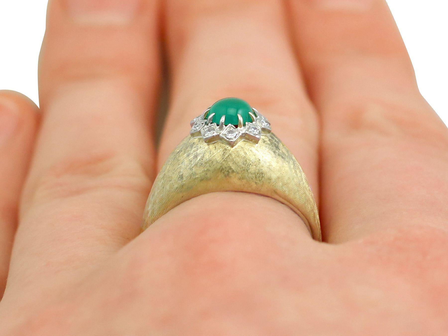 Vintage 1950s Emerald Diamond Yellow Gold Cocktail Ring For Sale 1