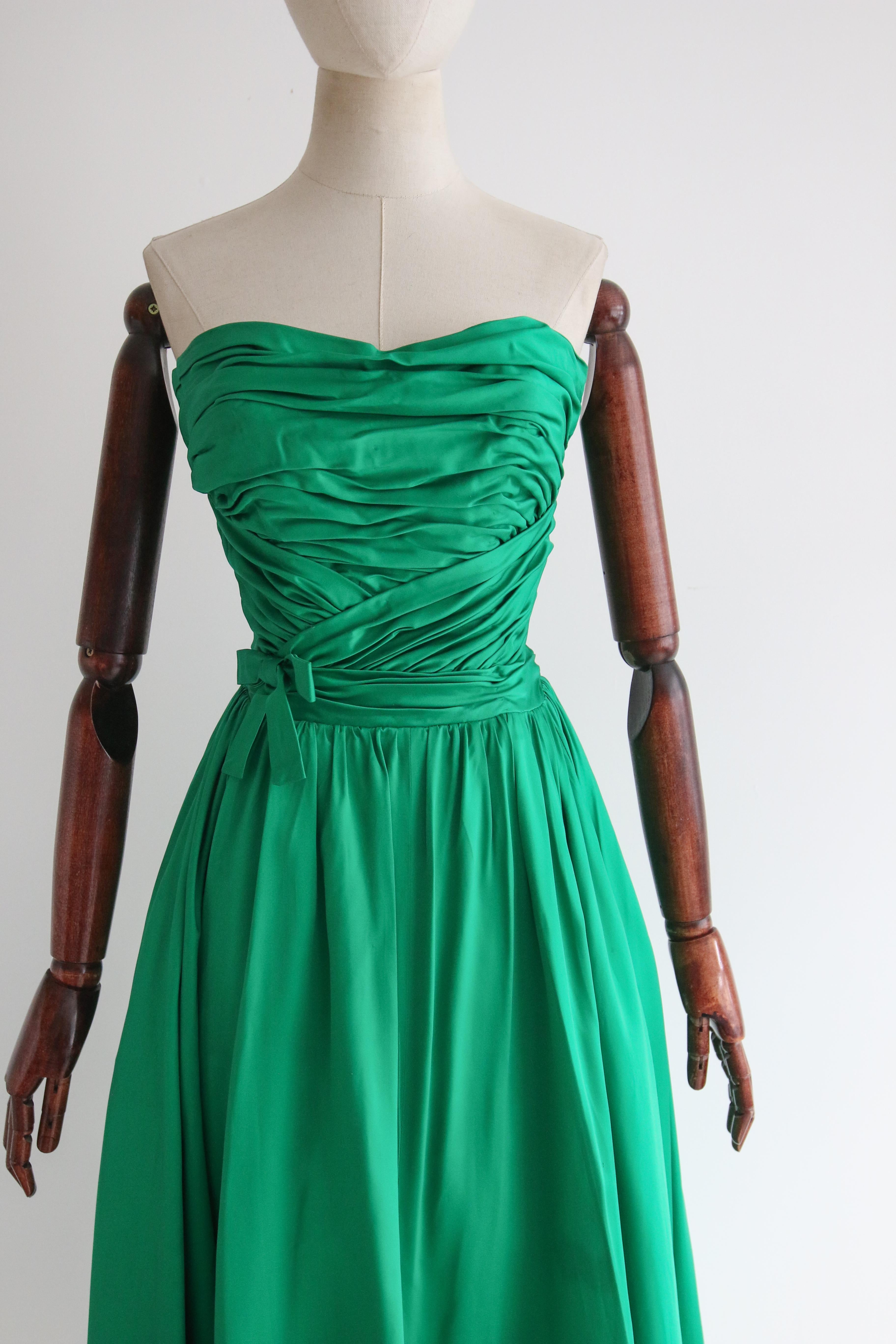 Women's Vintage 1950's Emerald Green Satin Pleated Strapless Dress UK 6 US 2 Susan Small For Sale