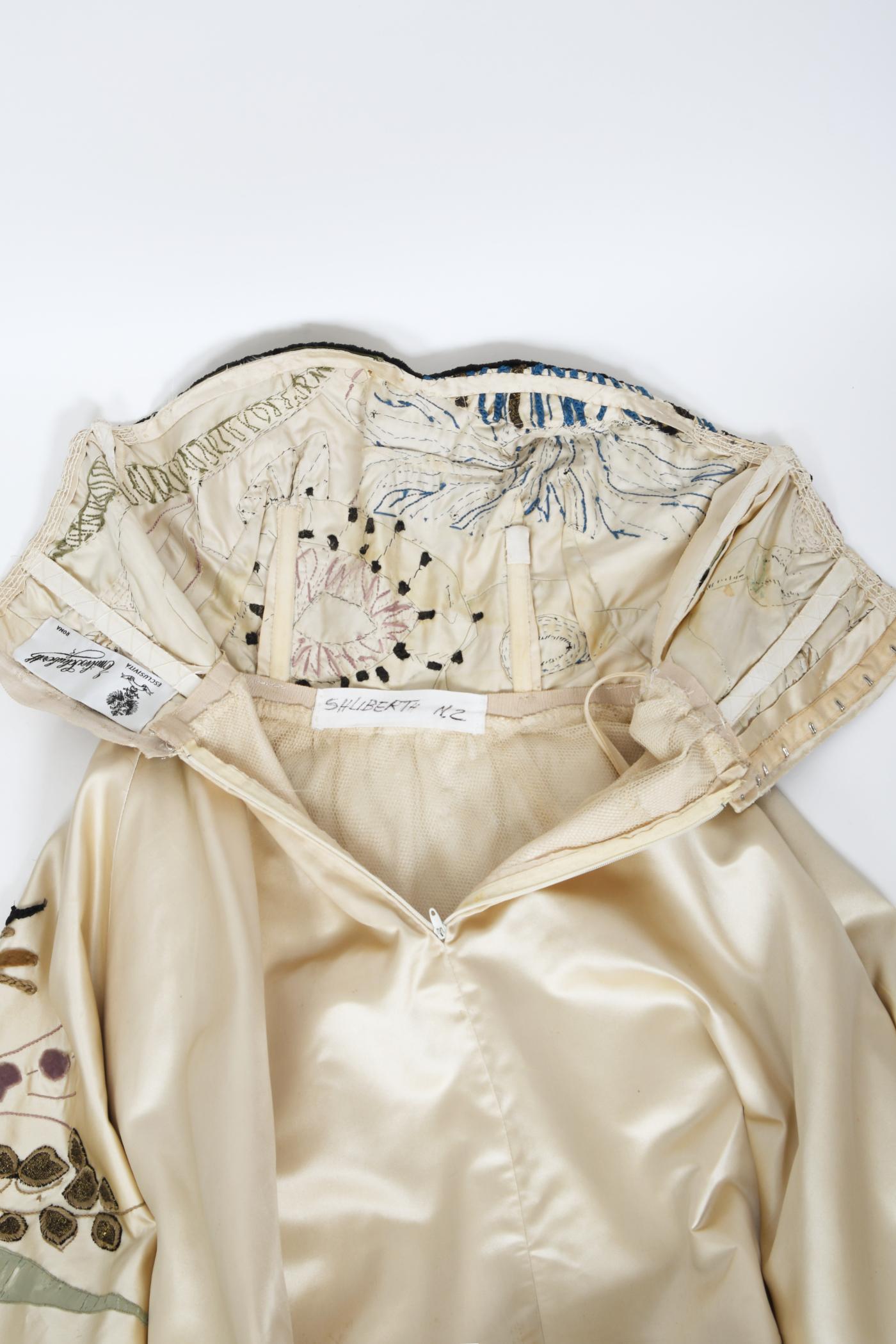 Wichtige 1950's Emilio Schuberth Italienisch Couture Under The Sea Motiv Satin Kleid im Angebot 8