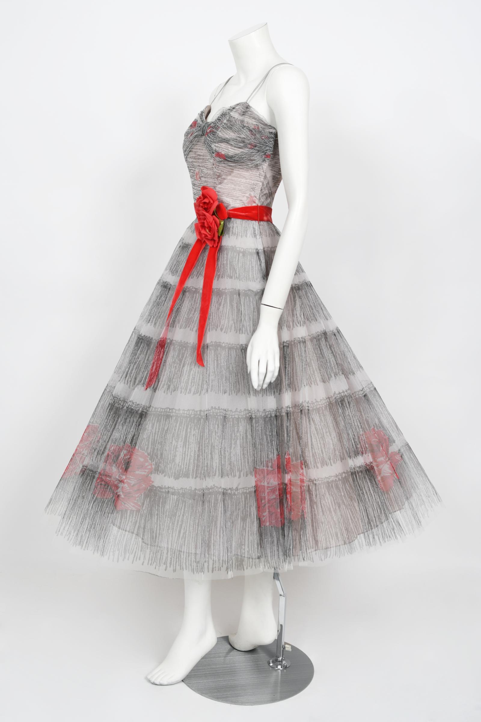 Vintage 1950's Emma Domb Red Roses Illusion Print Tulle Full-Skirt Party Dress Pour femmes en vente