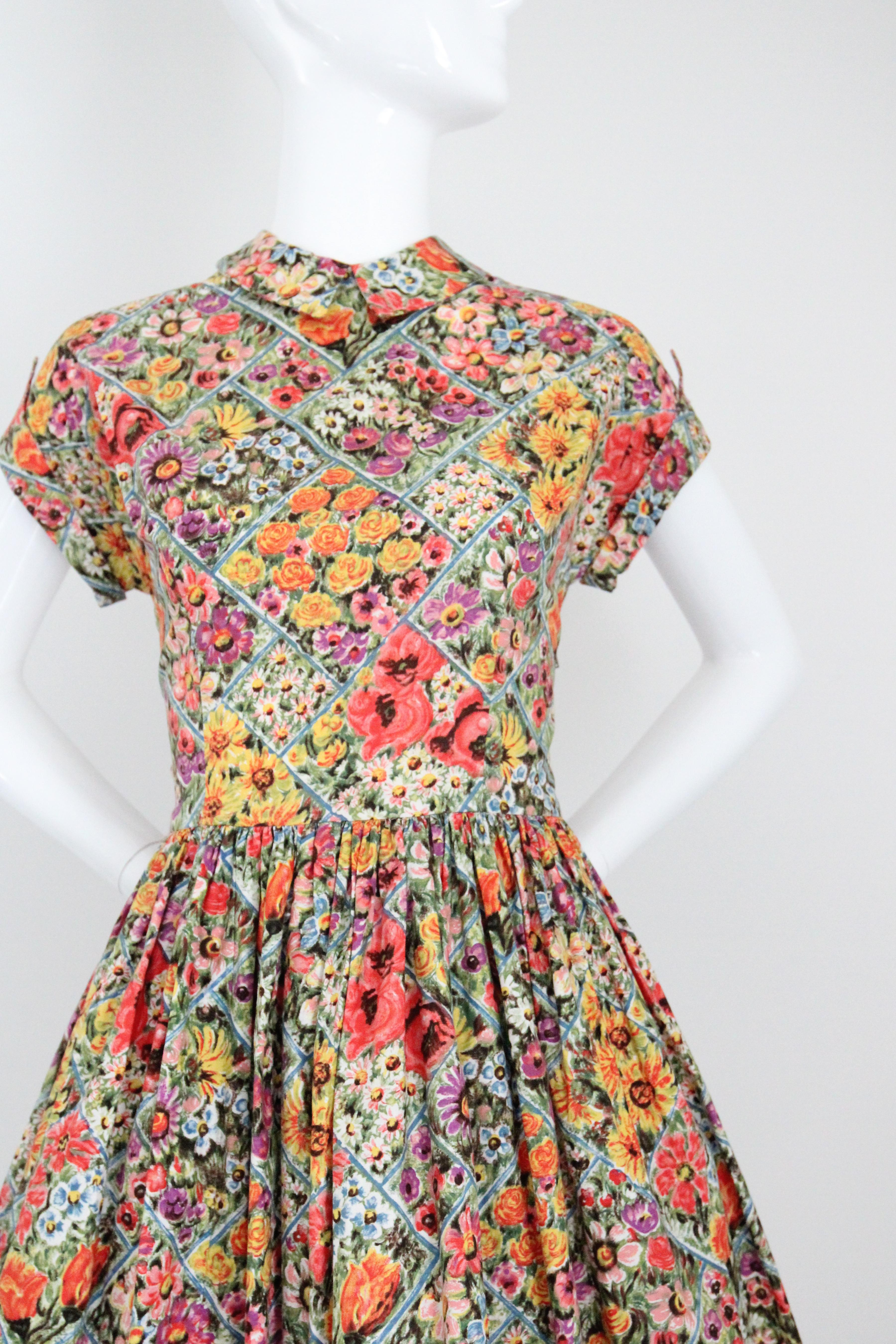Beige Vintage 1950's Floral Dress vintage 1950's fit and flare 1950s cotton UK 10 US 6 For Sale