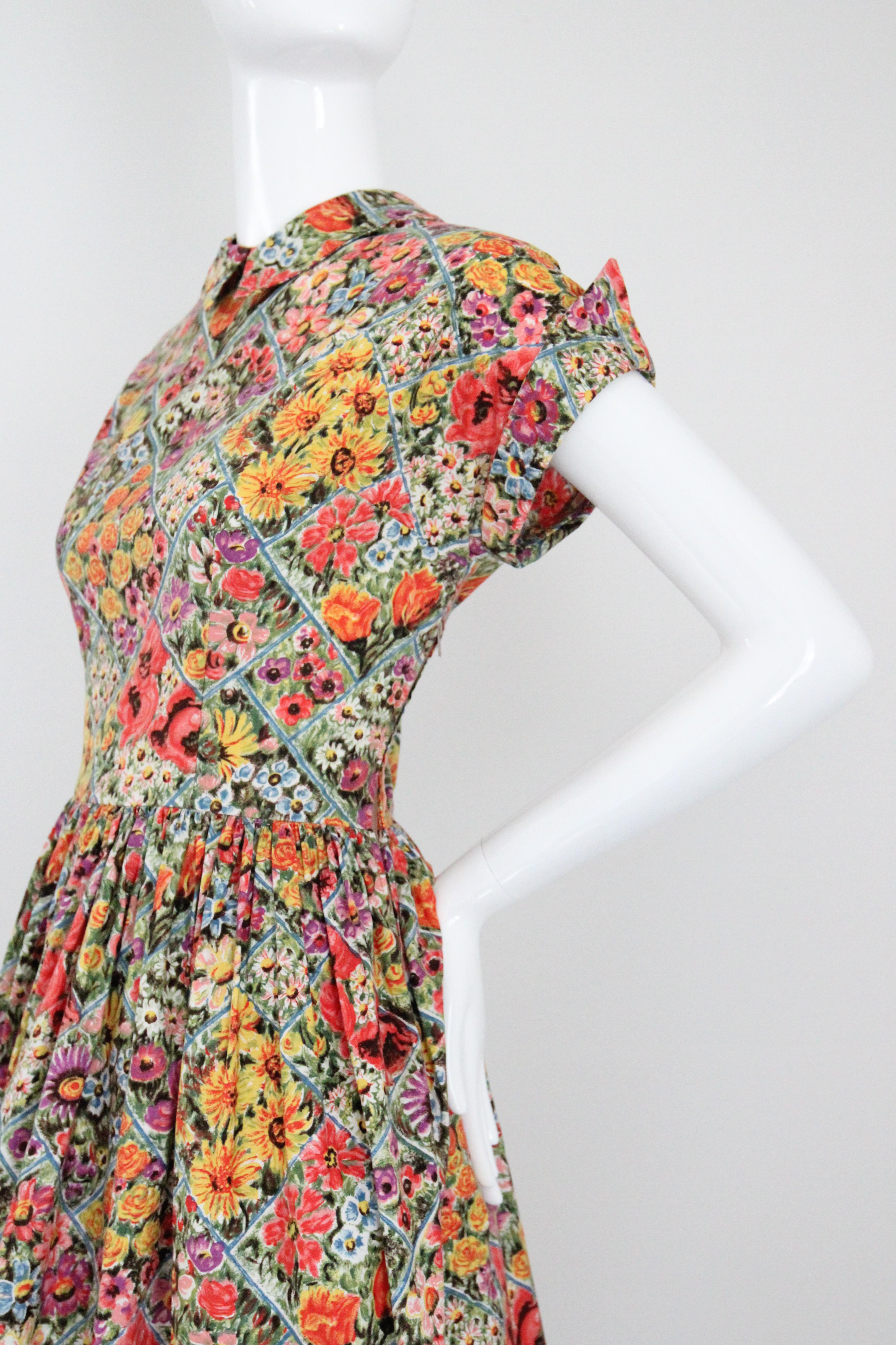 Vintage 1950's Floral Dress vintage 1950's fit and flare 1950s cotton UK 10 US 6 For Sale 2