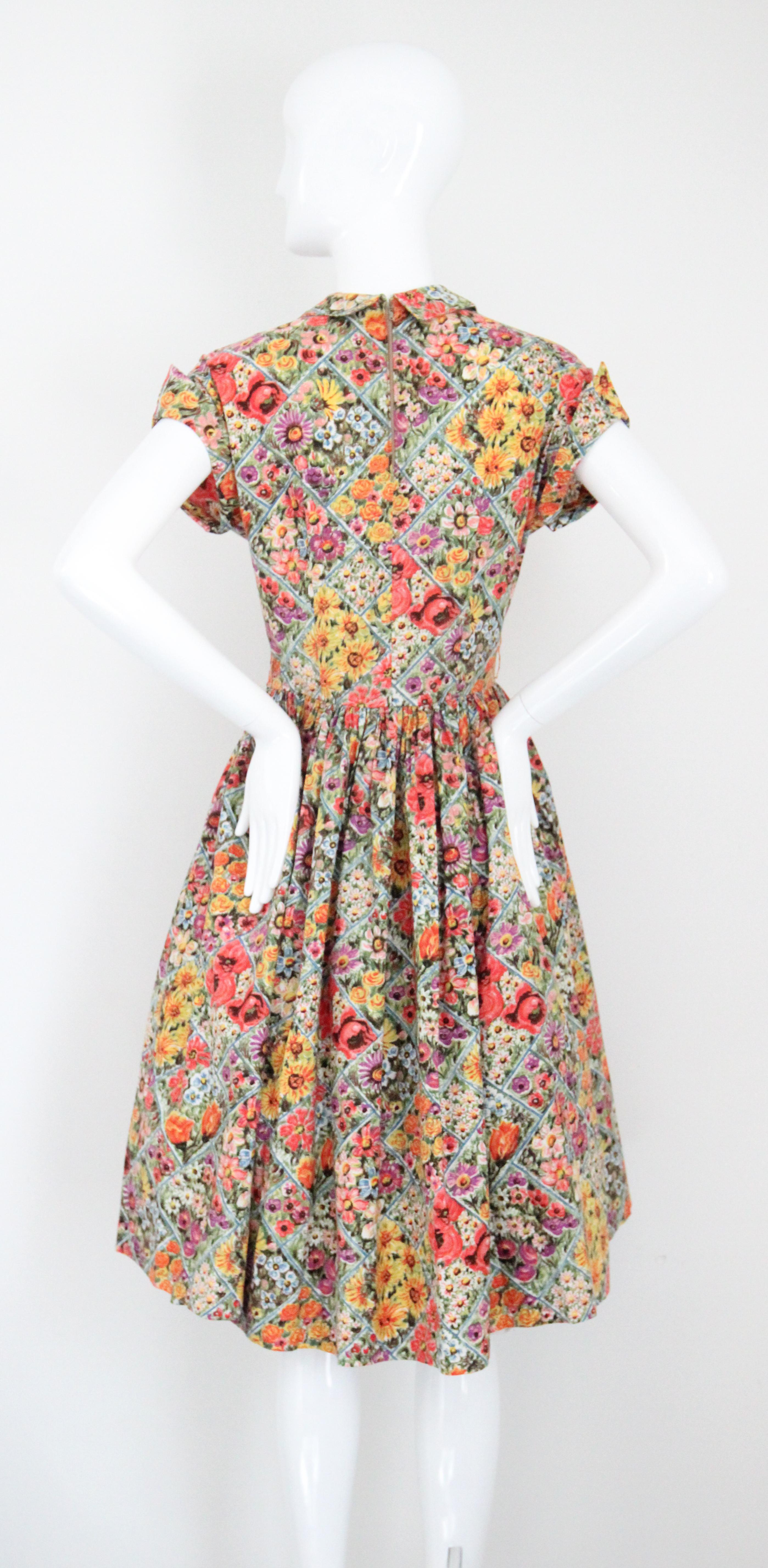 Vintage 1950's Floral Dress vintage 1950's fit and flare 1950s cotton UK 10 US 6 For Sale 3