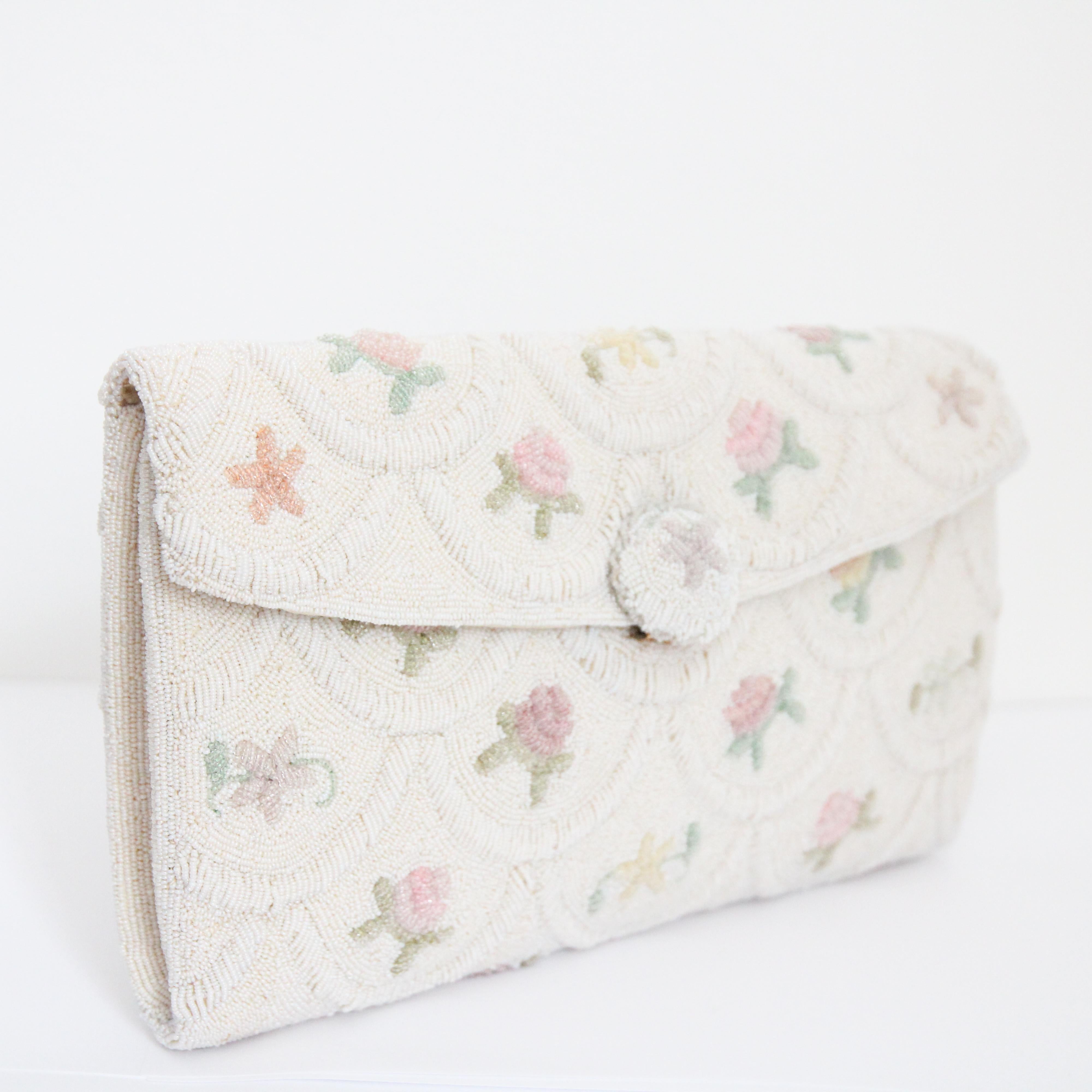 Vintage 1950's French Floral Beaded Clutch Bag 1950's Beaded floral handbag In Good Condition For Sale In Cheltenham, GB