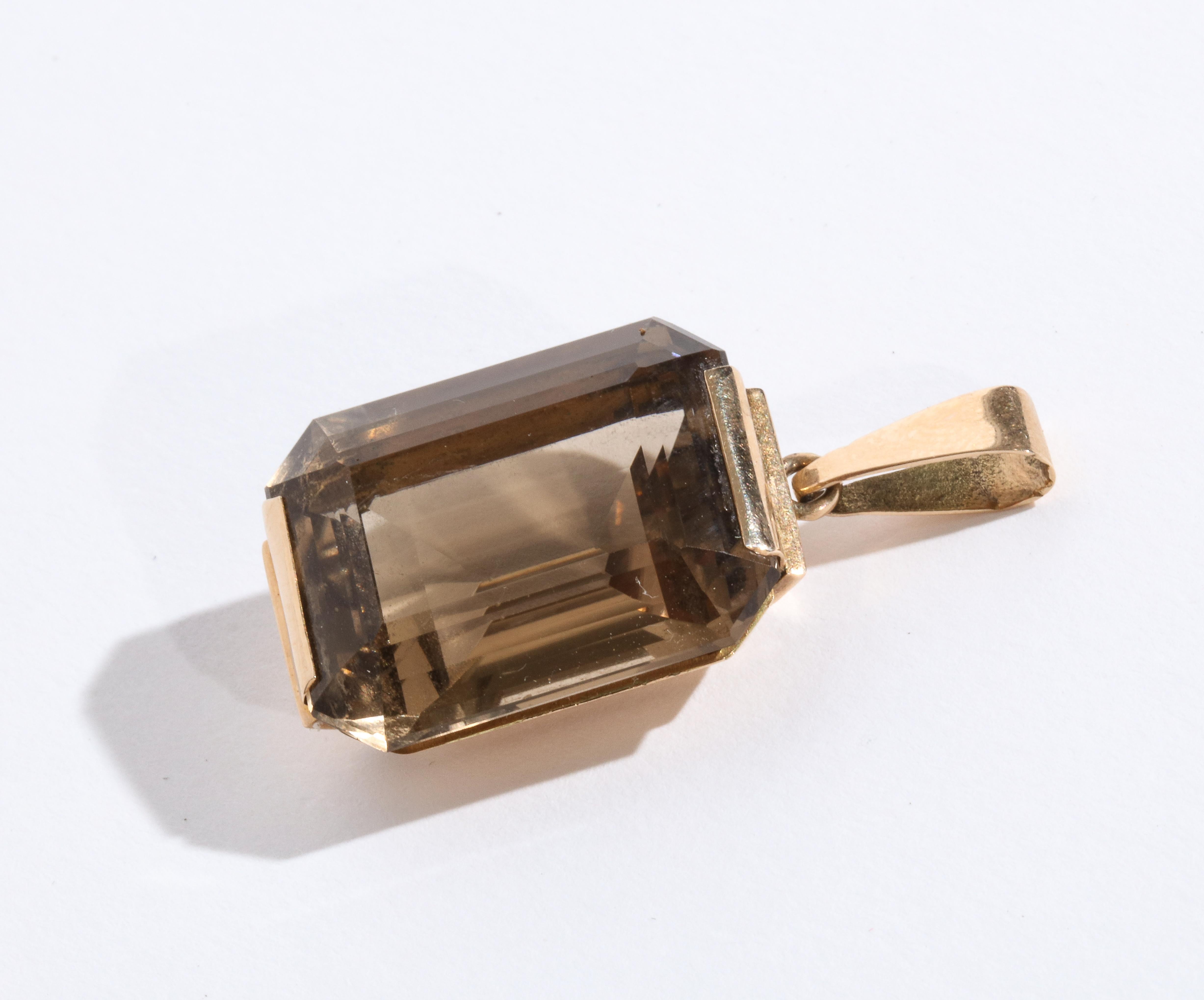 Vintage 1950s French Large Emerald-Cut Smoky Quartz Pendant In Good Condition For Sale In Chicago, IL
