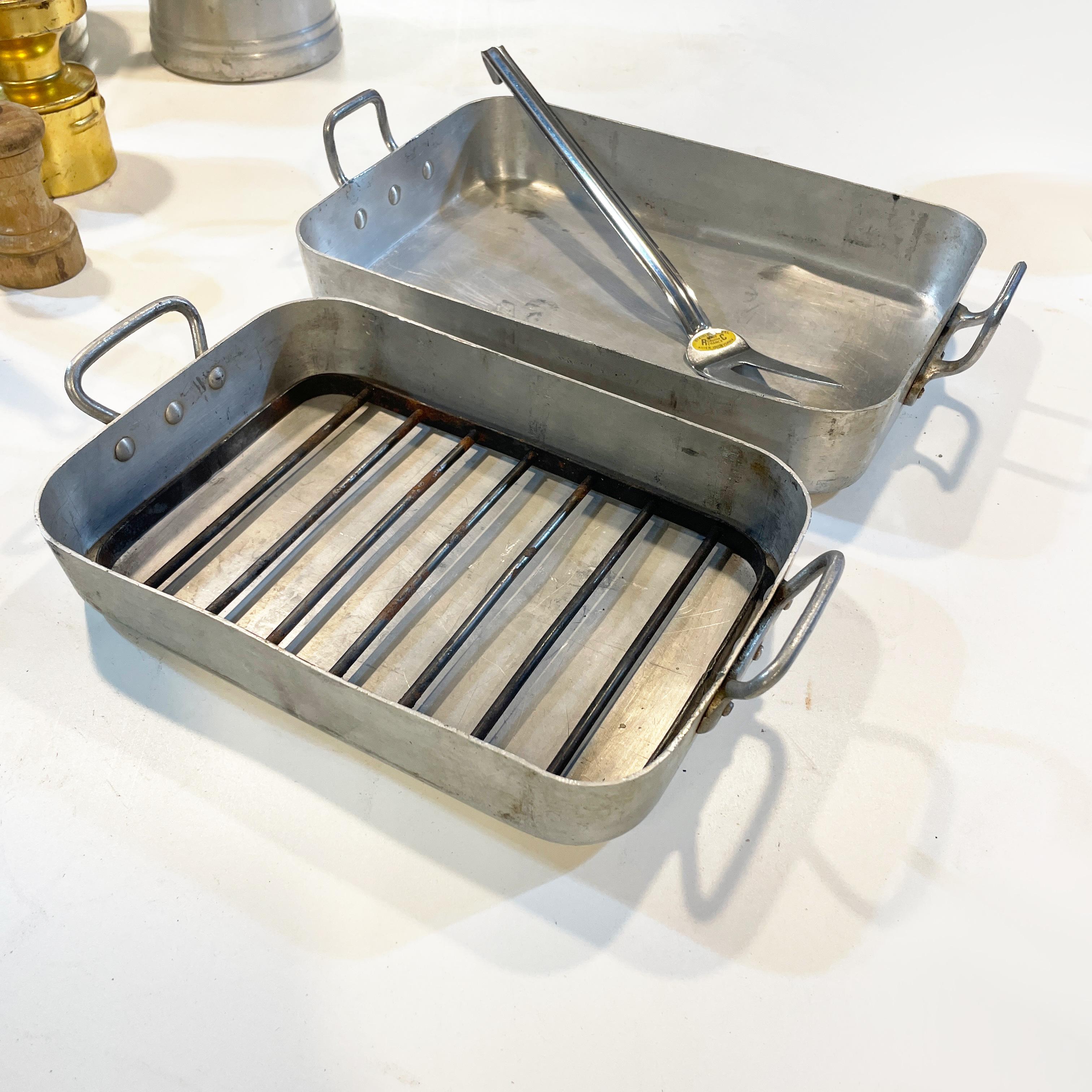 Juego de comedor industrial militar francés vintage de los años 50 con baúl en venta 3