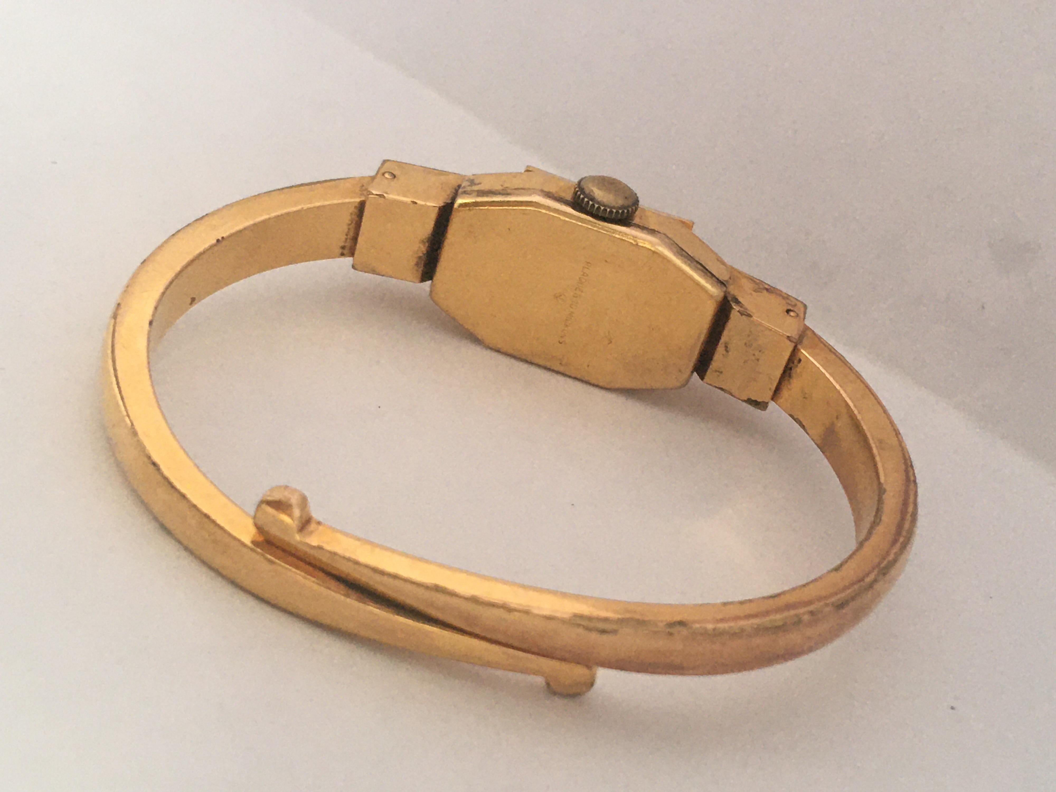 plaque g10 gold