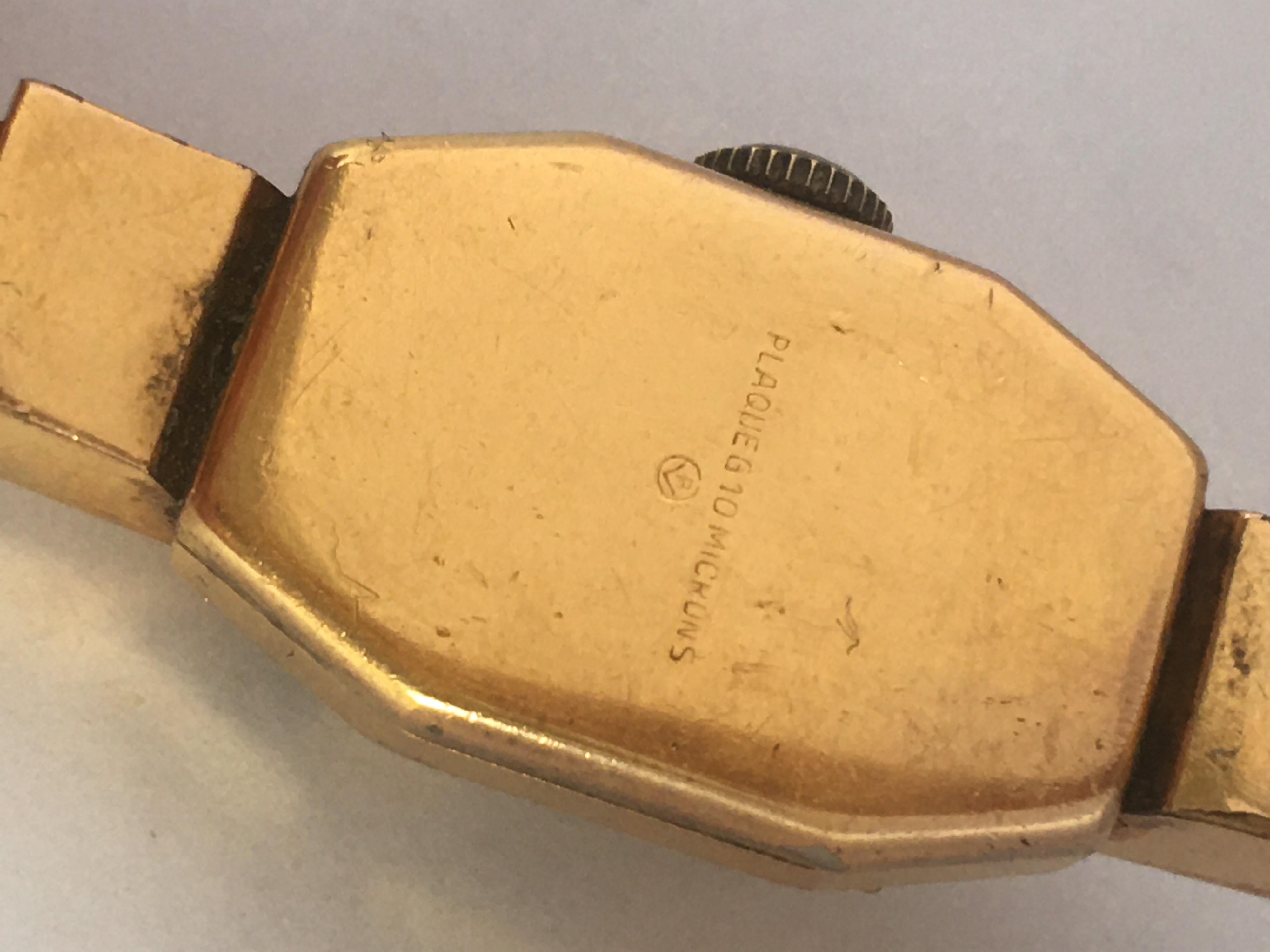 plaque or g 10 microns