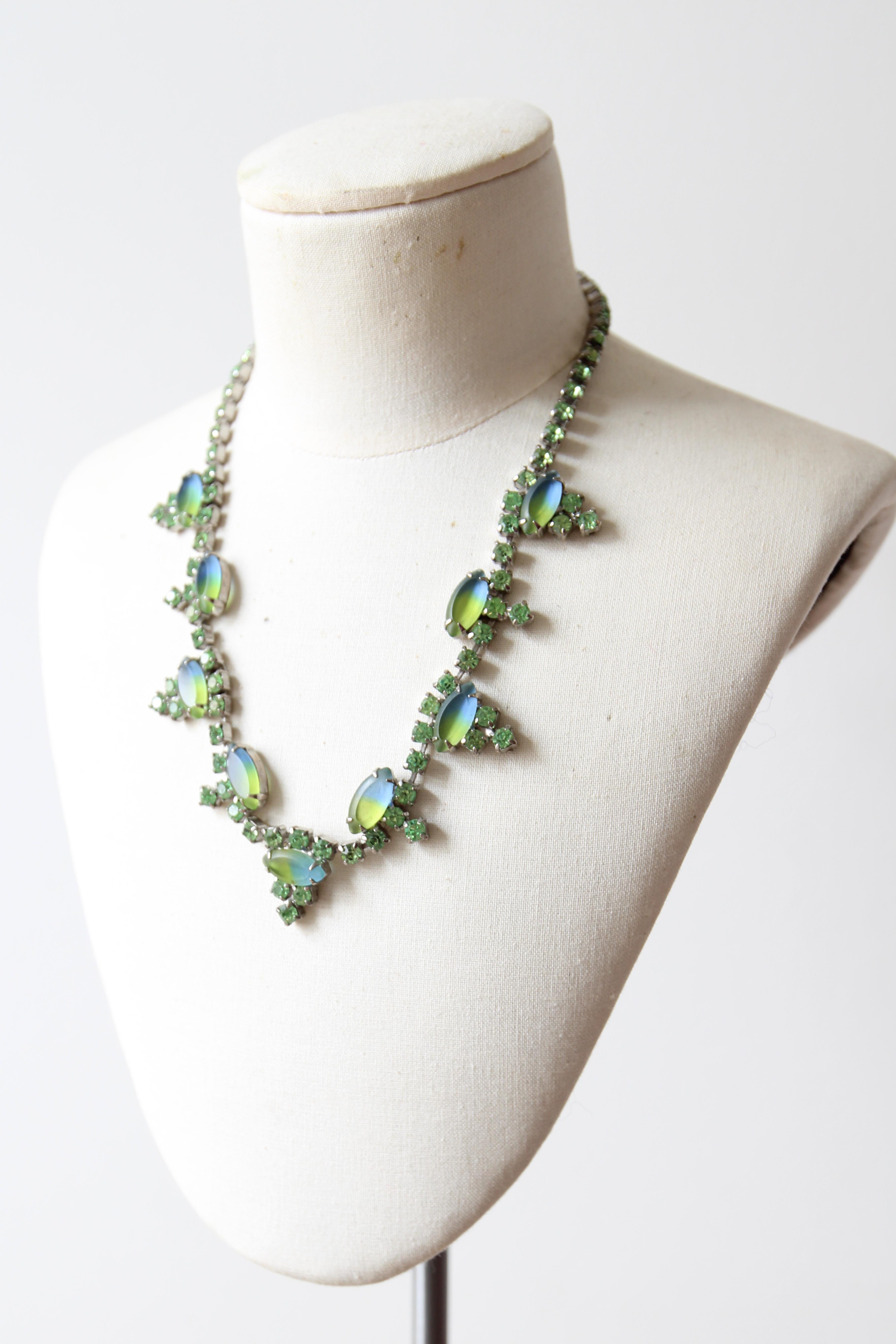 Art Deco Vintage 1950's green and blue ombré rhinestone necklace costume jewellery 1950s For Sale
