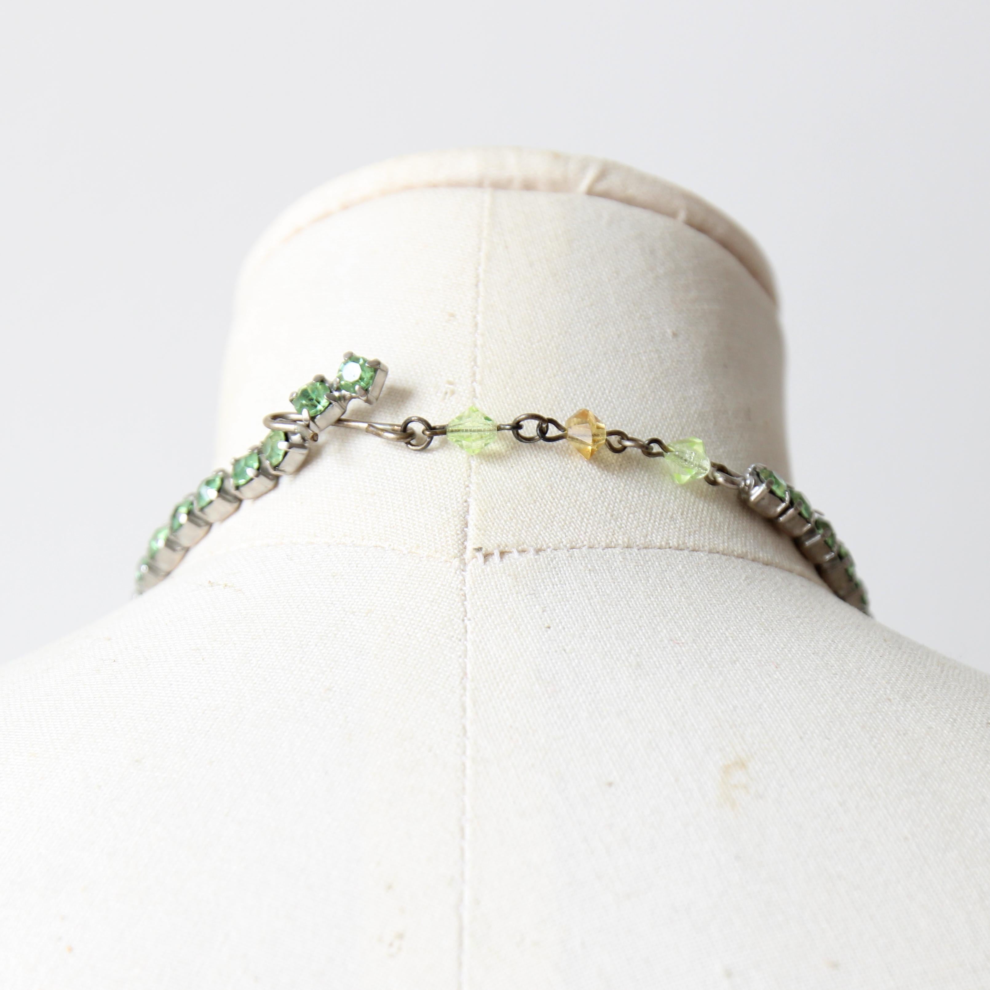 Women's or Men's Vintage 1950's green and blue ombré rhinestone necklace costume jewellery 1950s For Sale