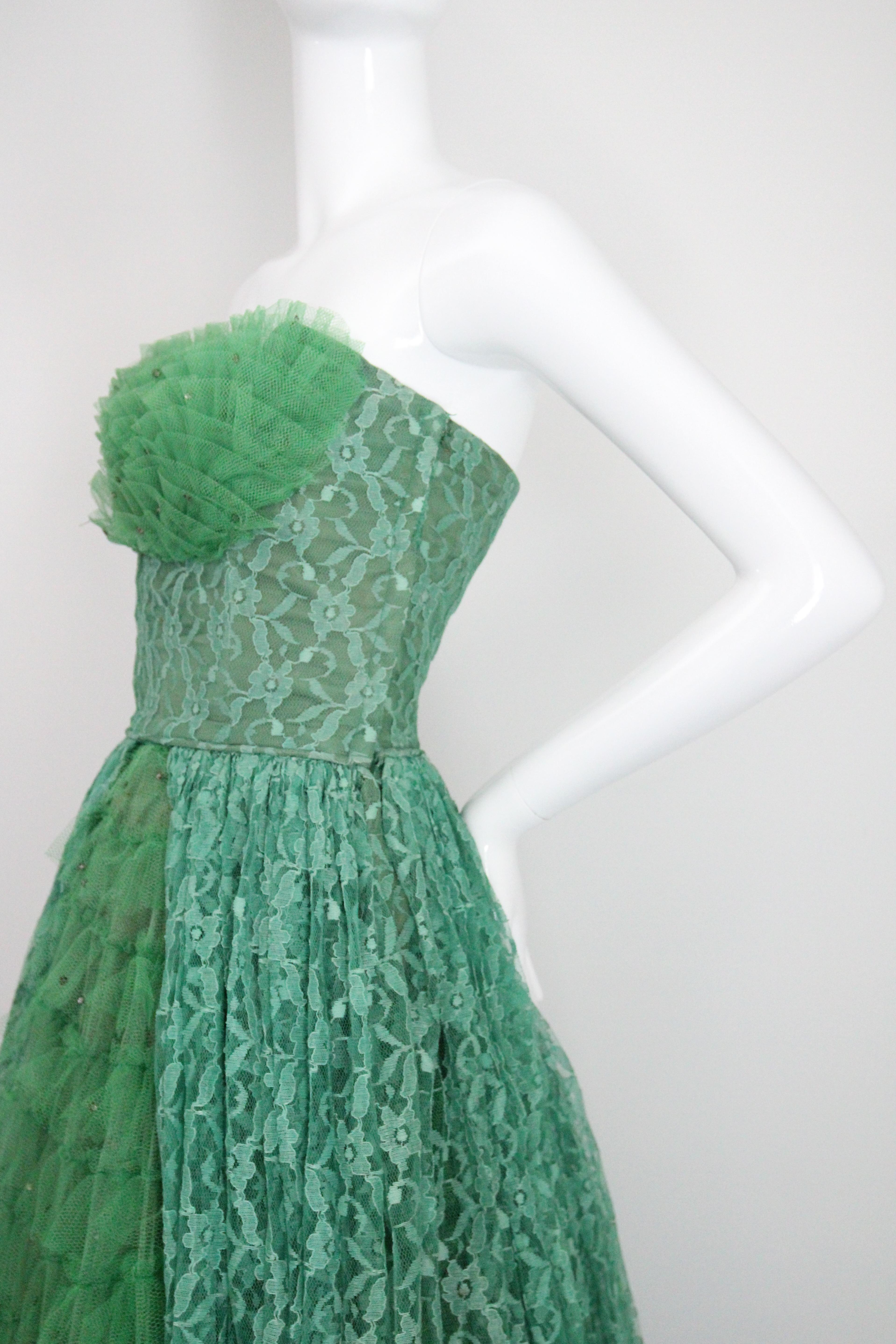 Vintage 1950's Green Tulle Strapless Evening Gown Lace Evening Dress UK 6 US 2 For Sale 7