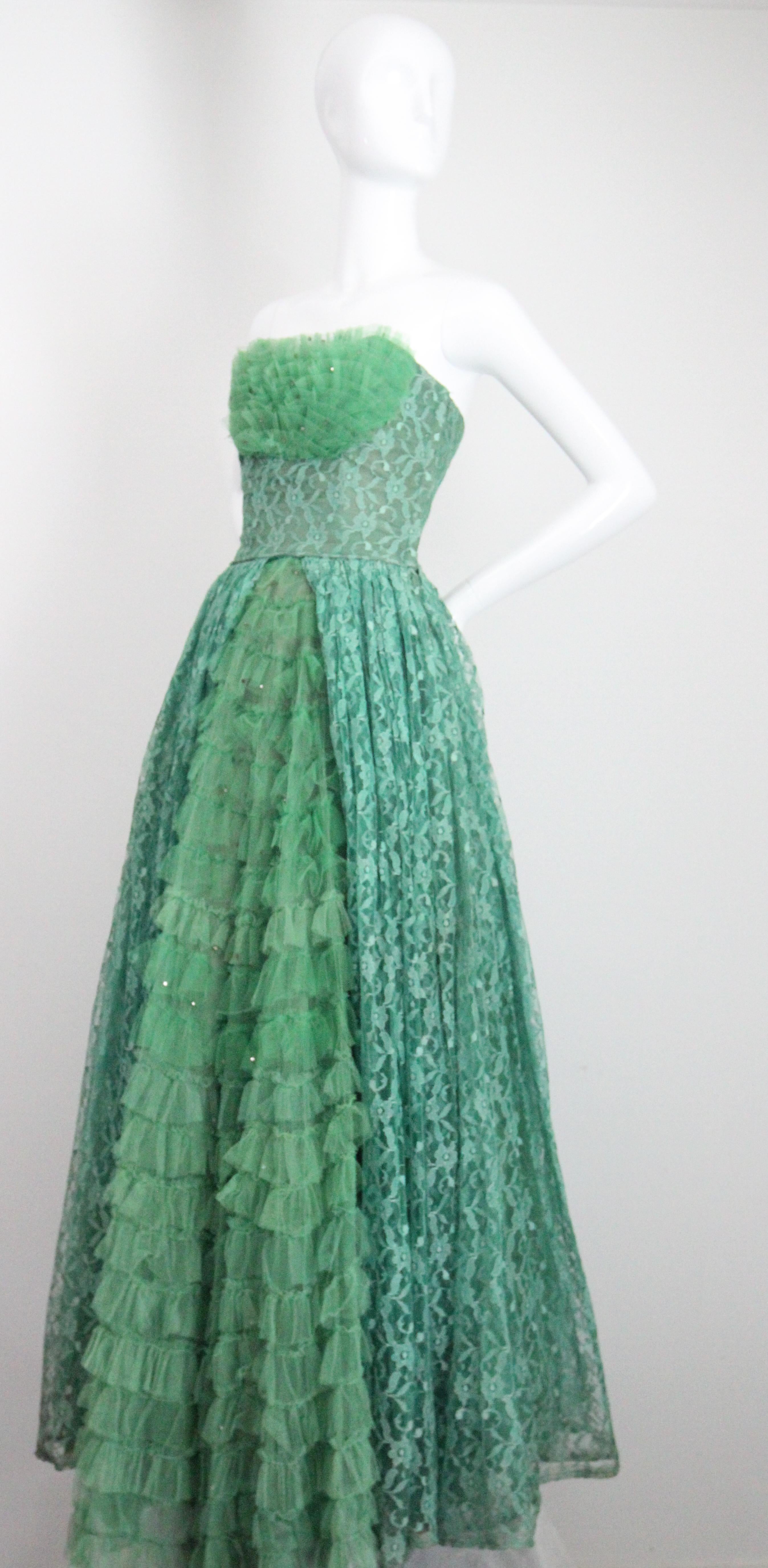 Vintage 1950's Green Tulle Strapless Evening Gown Lace Evening Dress UK 6 US 2 For Sale 4