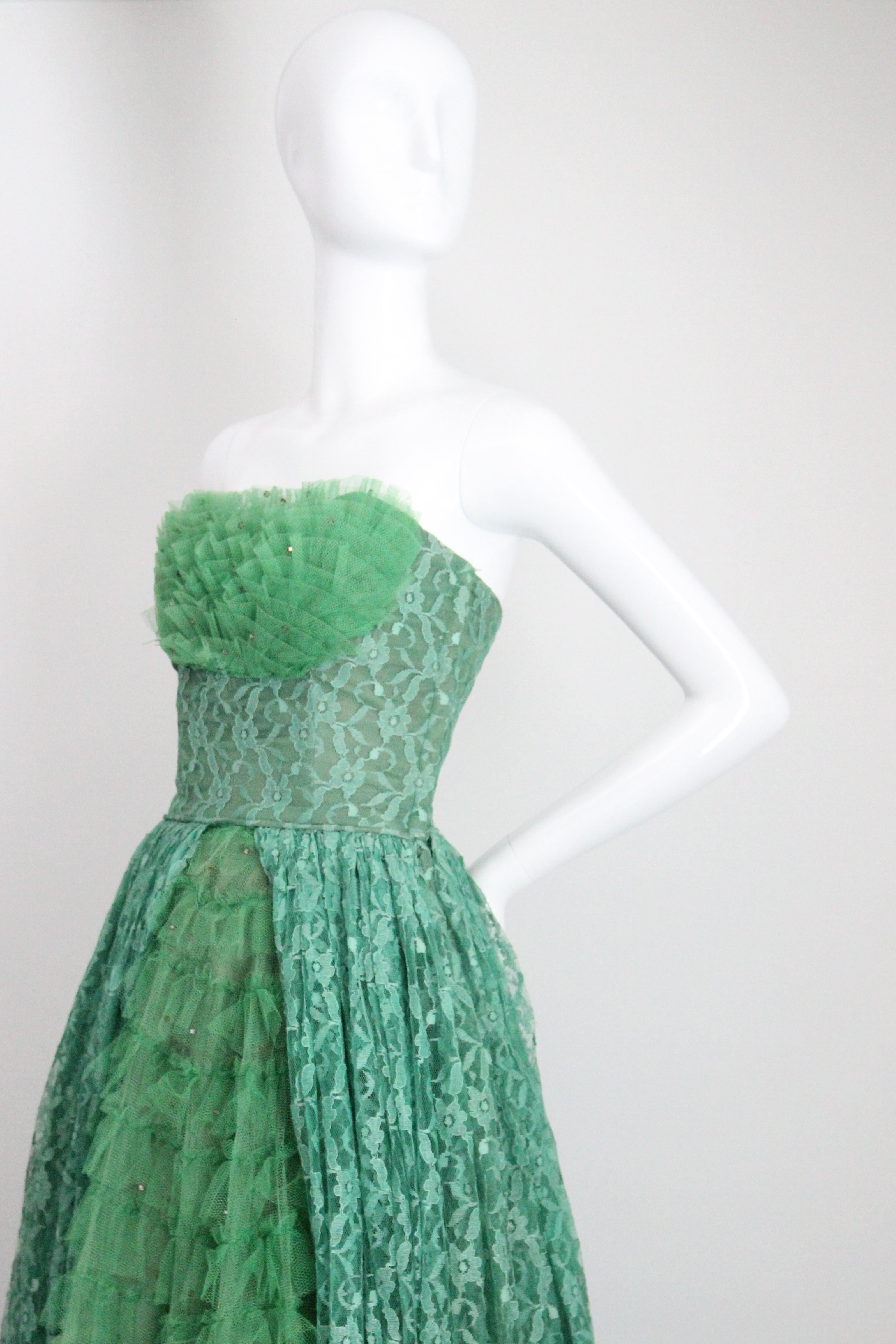 Vintage 1950's Green Tulle Strapless Evening Gown Lace Evening Dress UK 6 US 2 For Sale 5