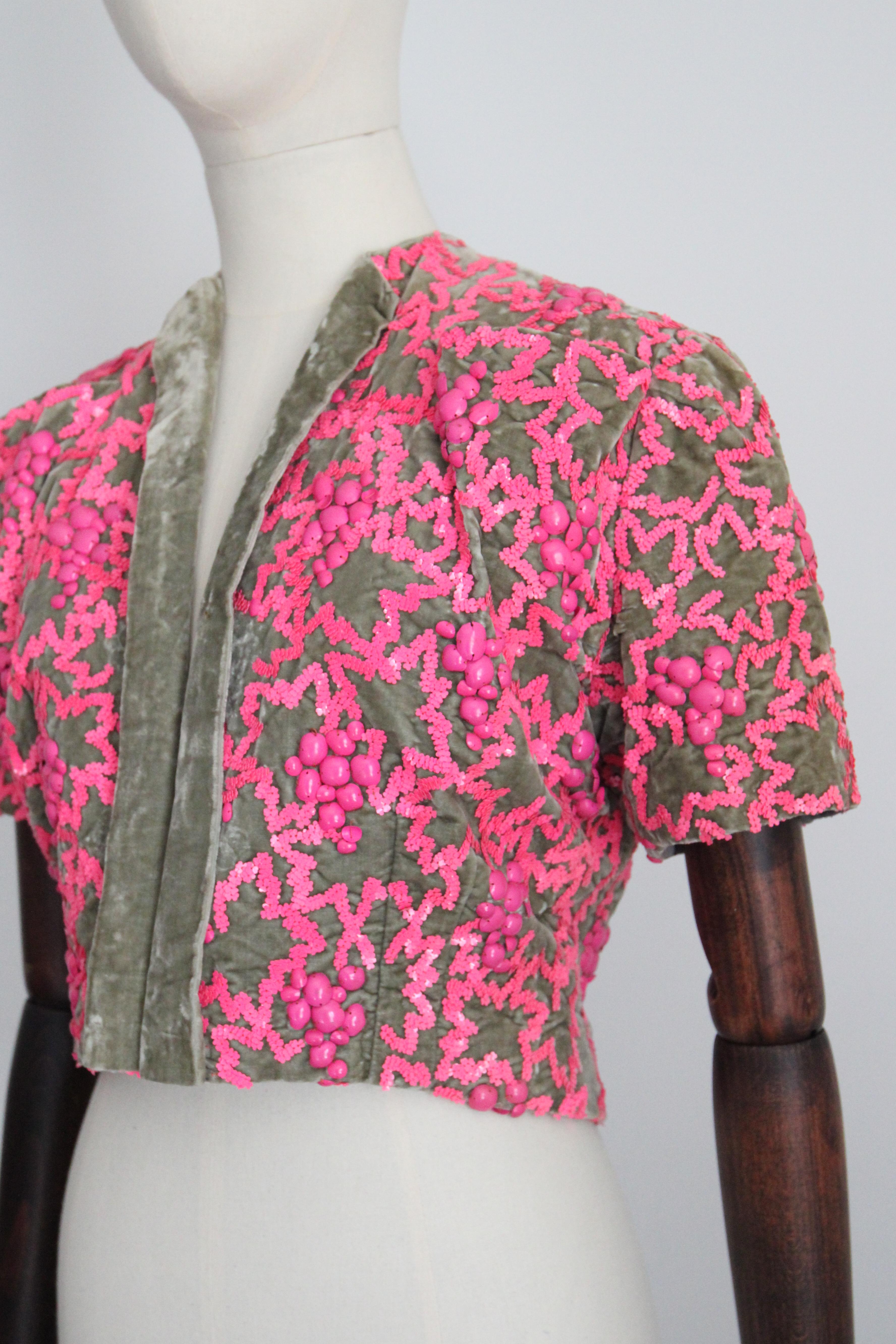 Vintage 1950's green velvet pink sequin bolero 1950 bolero couture UK 8 10 US 4 For Sale 5