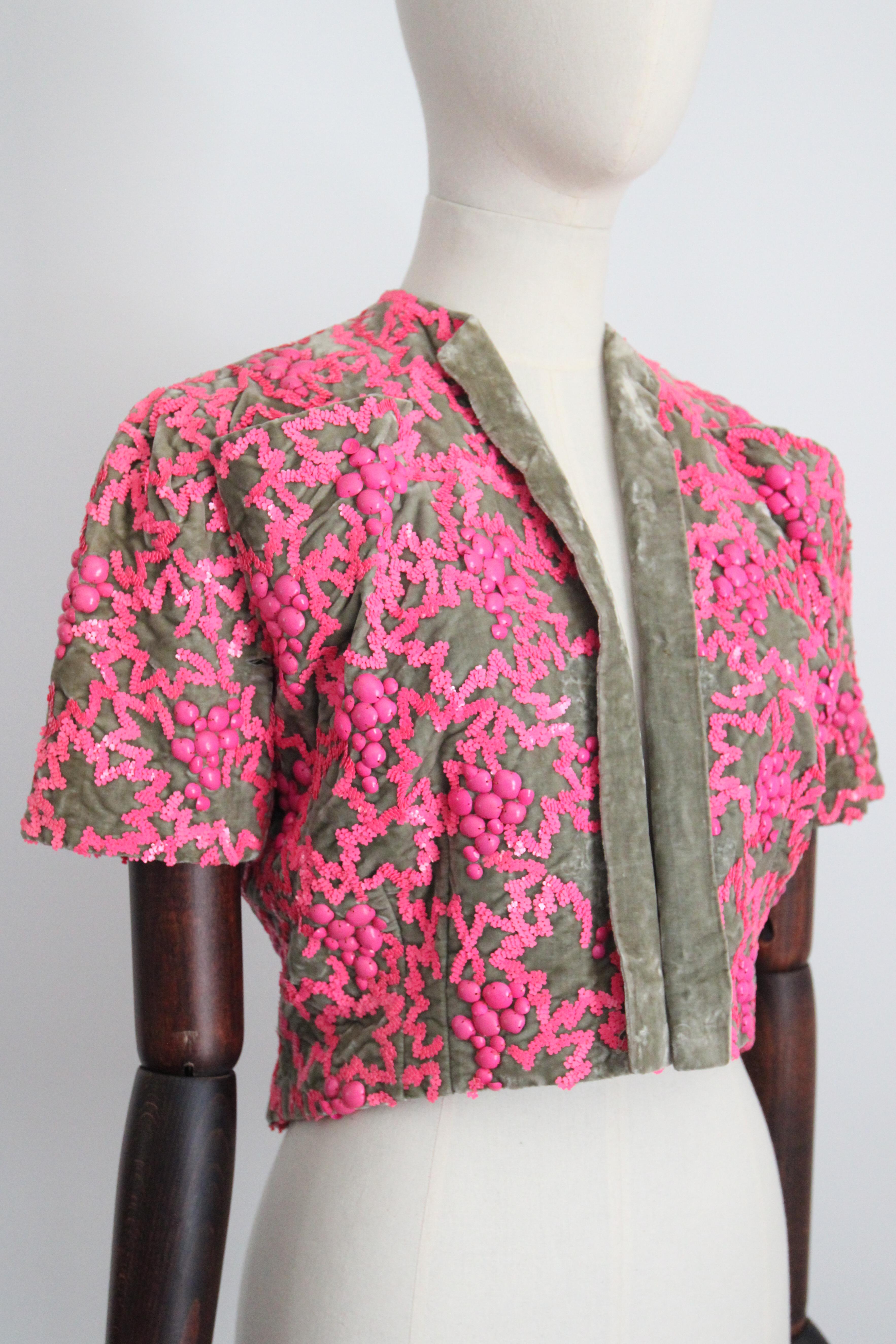 Vintage 1950's green velvet pink sequin bolero 1950 bolero couture UK 8 10 US 4 For Sale 2