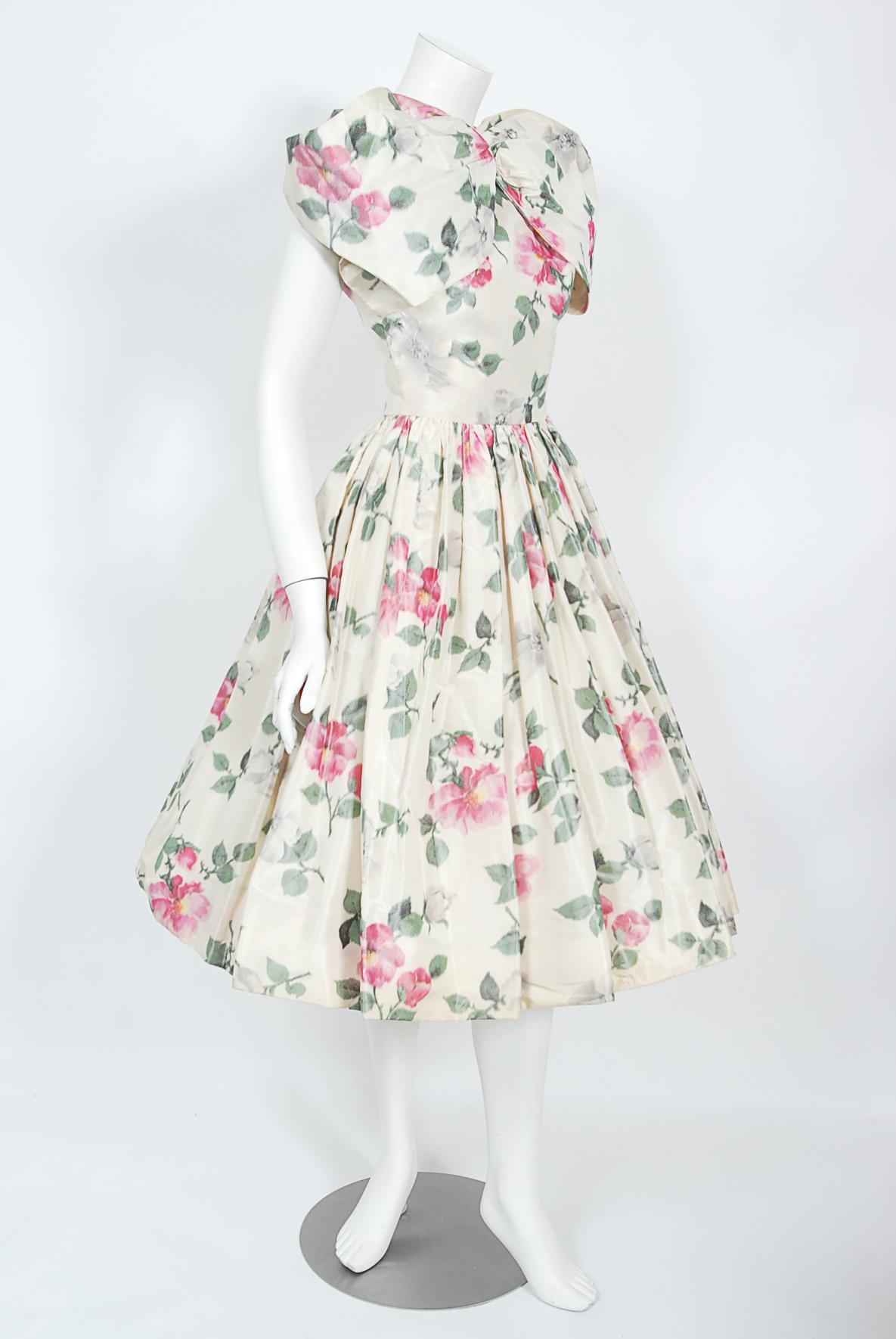 Vintage 1950's Gustave Tassell Couture Pink Roses Silk Bow-Bodice Full Dress In Good Condition In Beverly Hills, CA