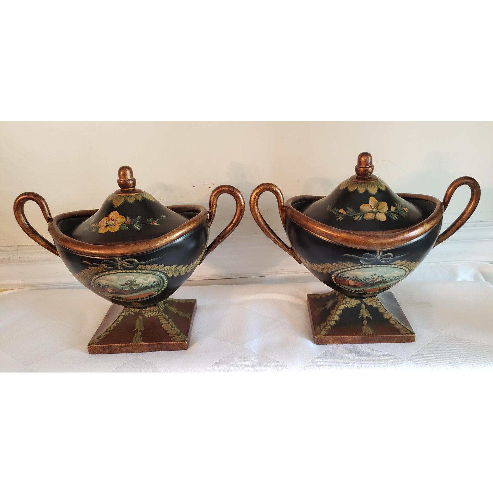 Japanese Vintage 1950s Hand Painted Decorative Ceramic Urns, a Pair For Sale